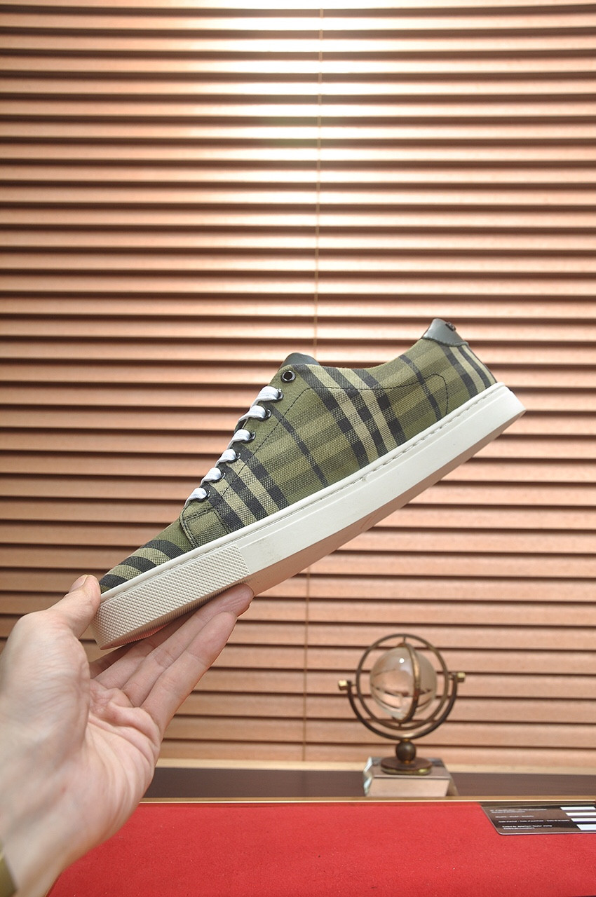 UA Bv*b*rry Check Sneakers