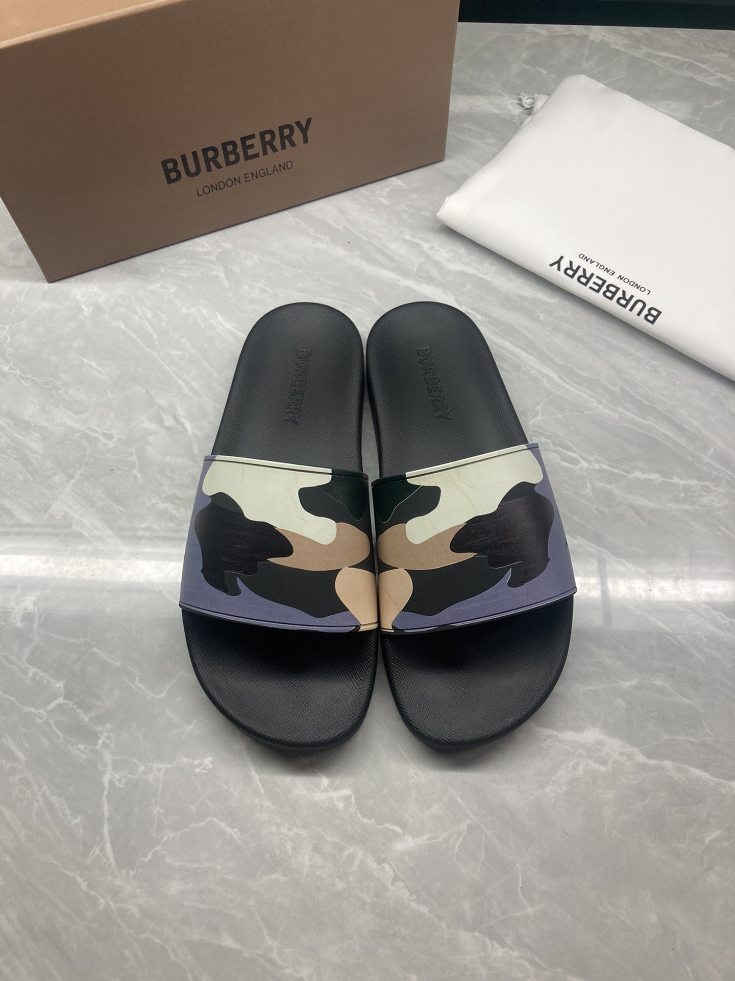 Bv*b*rry Slides
