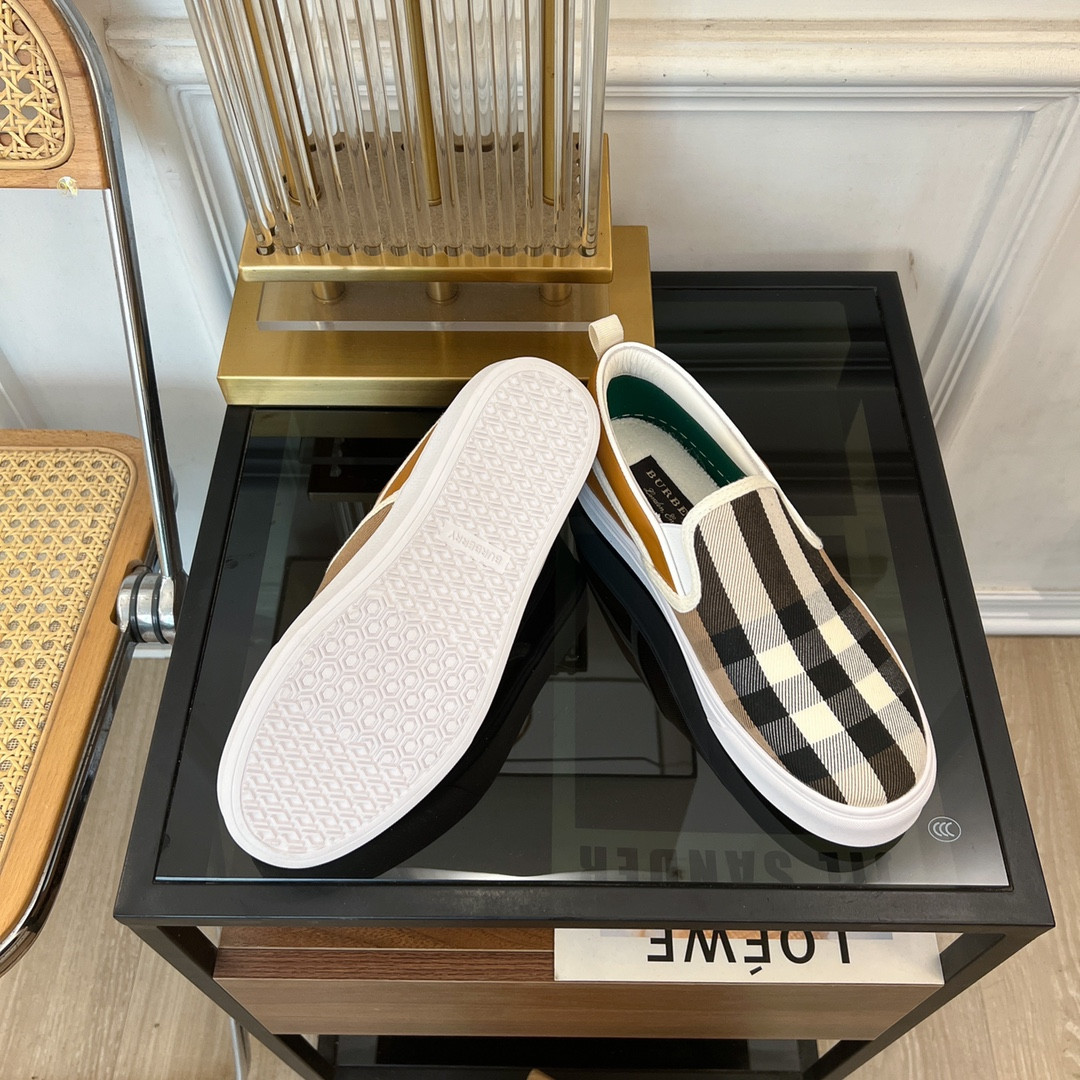 UA Bv*b*rry Slip On Sneakers