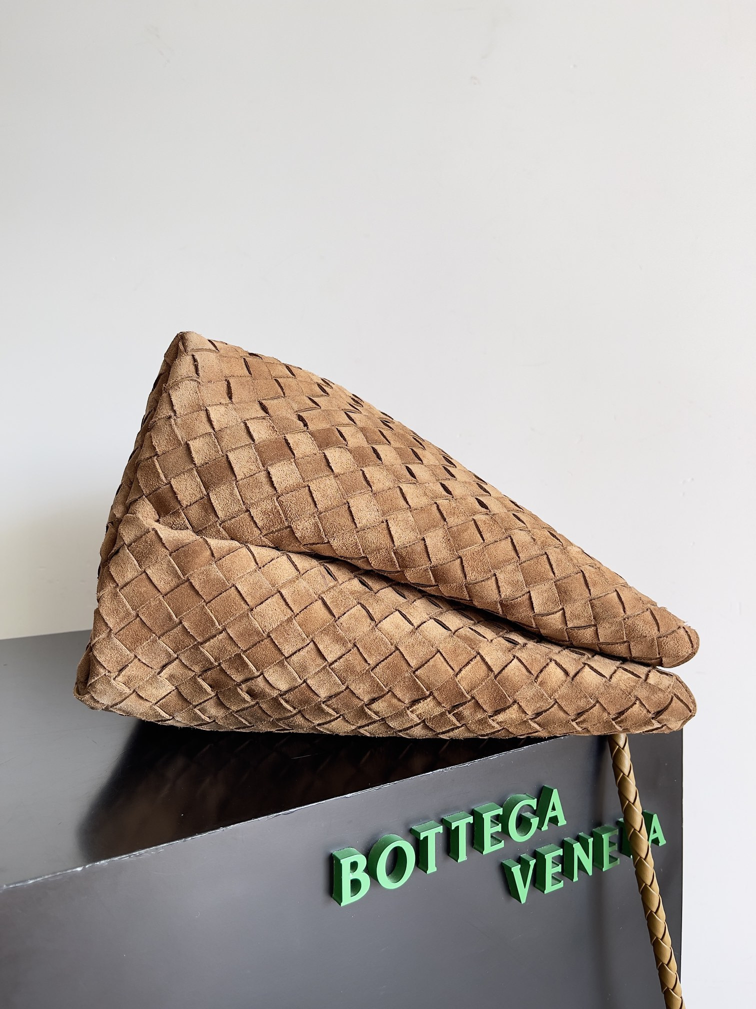 B0tt*ga Ven*ta Large Andiamo 42x18x35cm