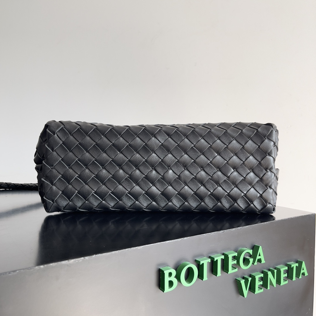 B0tt*ga Ven*ta Medium Andiamo 32x25x11CM