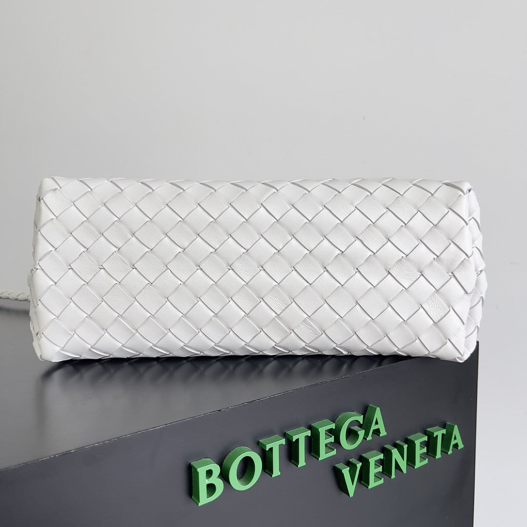 B0tt*ga Ven*ta Medium Andiamo 32x25x11CM