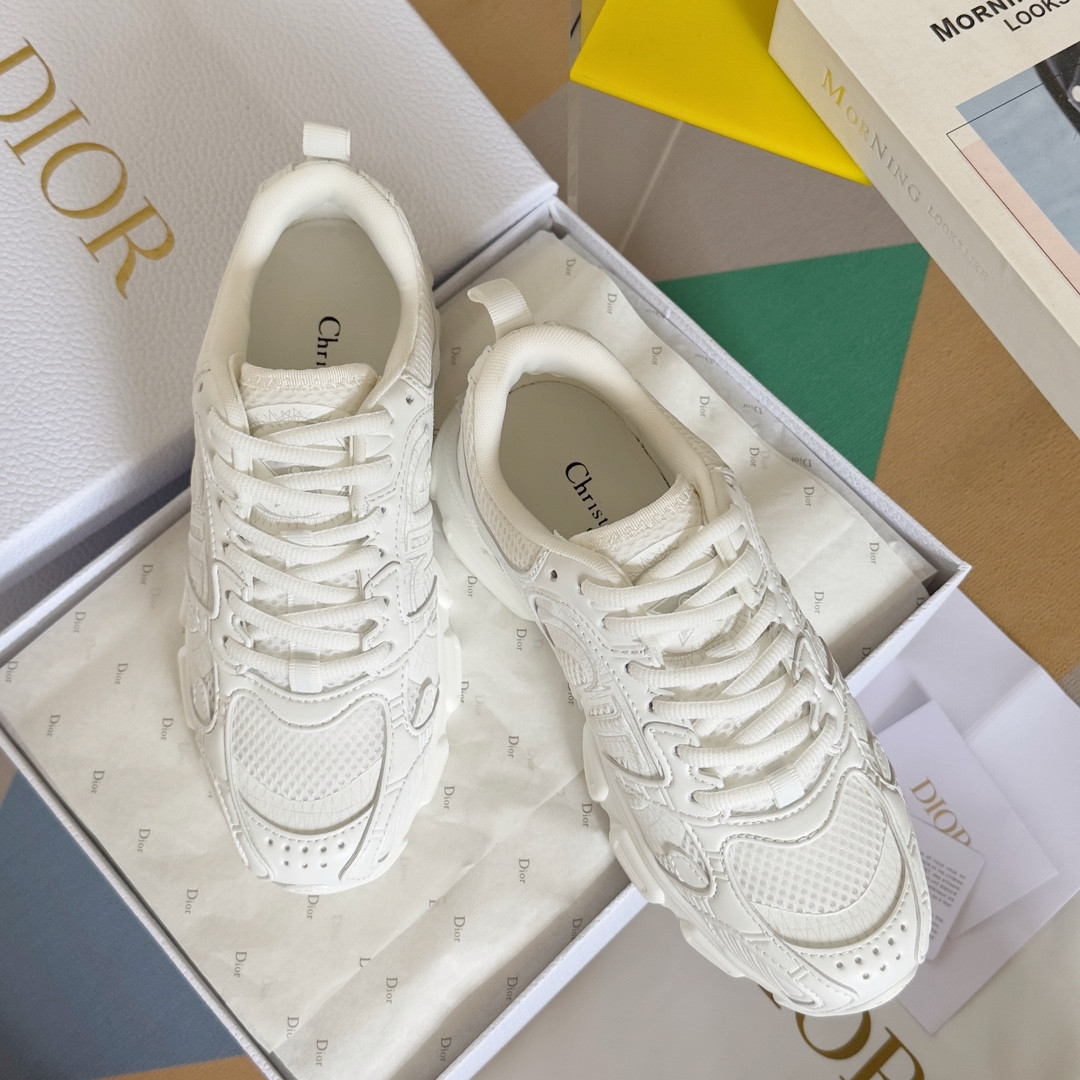 UA D10r Chrono Sneaker