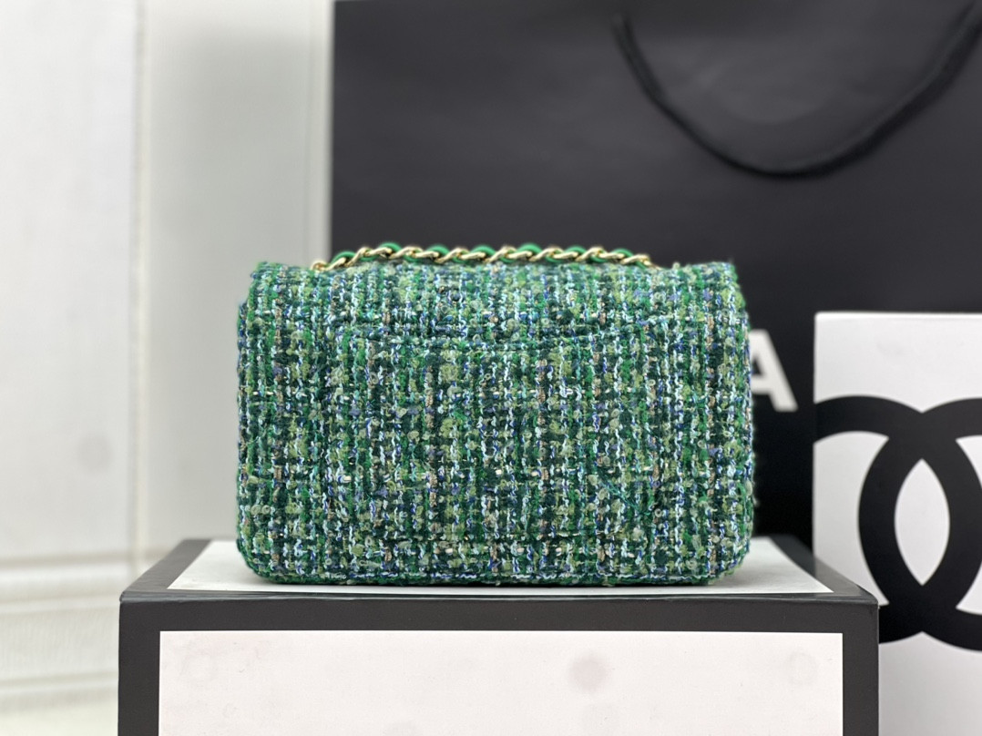 Ch**el Classic Flap Bag 20cm