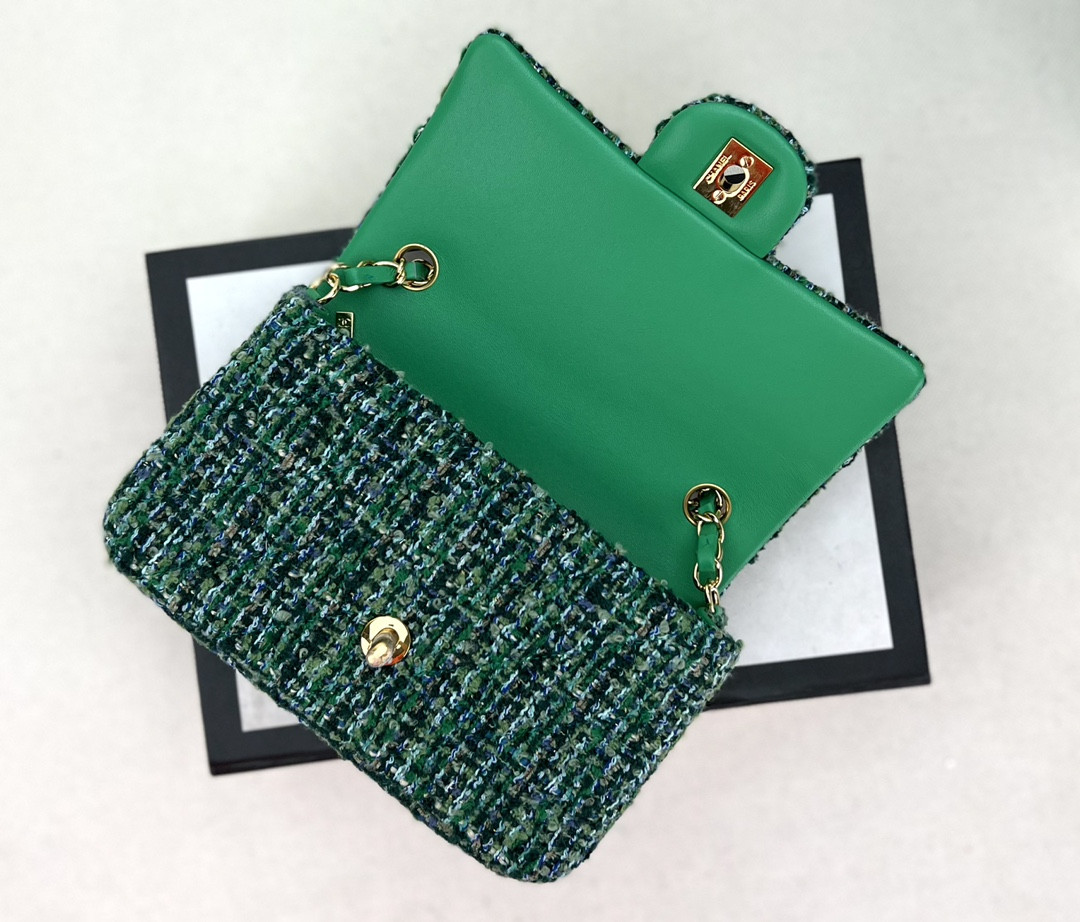 Ch**el Classic Flap Bag 20cm