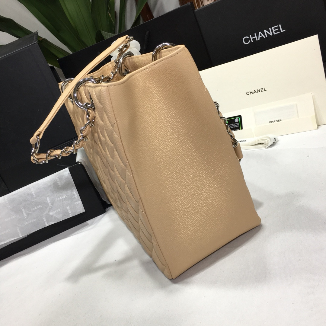 Ch**el GST CAVIAR LEATHER HARDWARE 24X33X13CM
