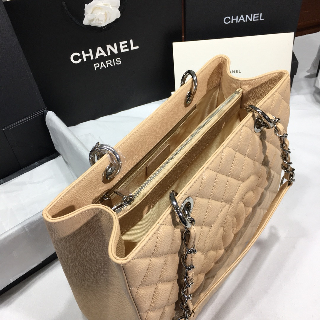 Ch**el GST CAVIAR LEATHER HARDWARE 24X33X13CM