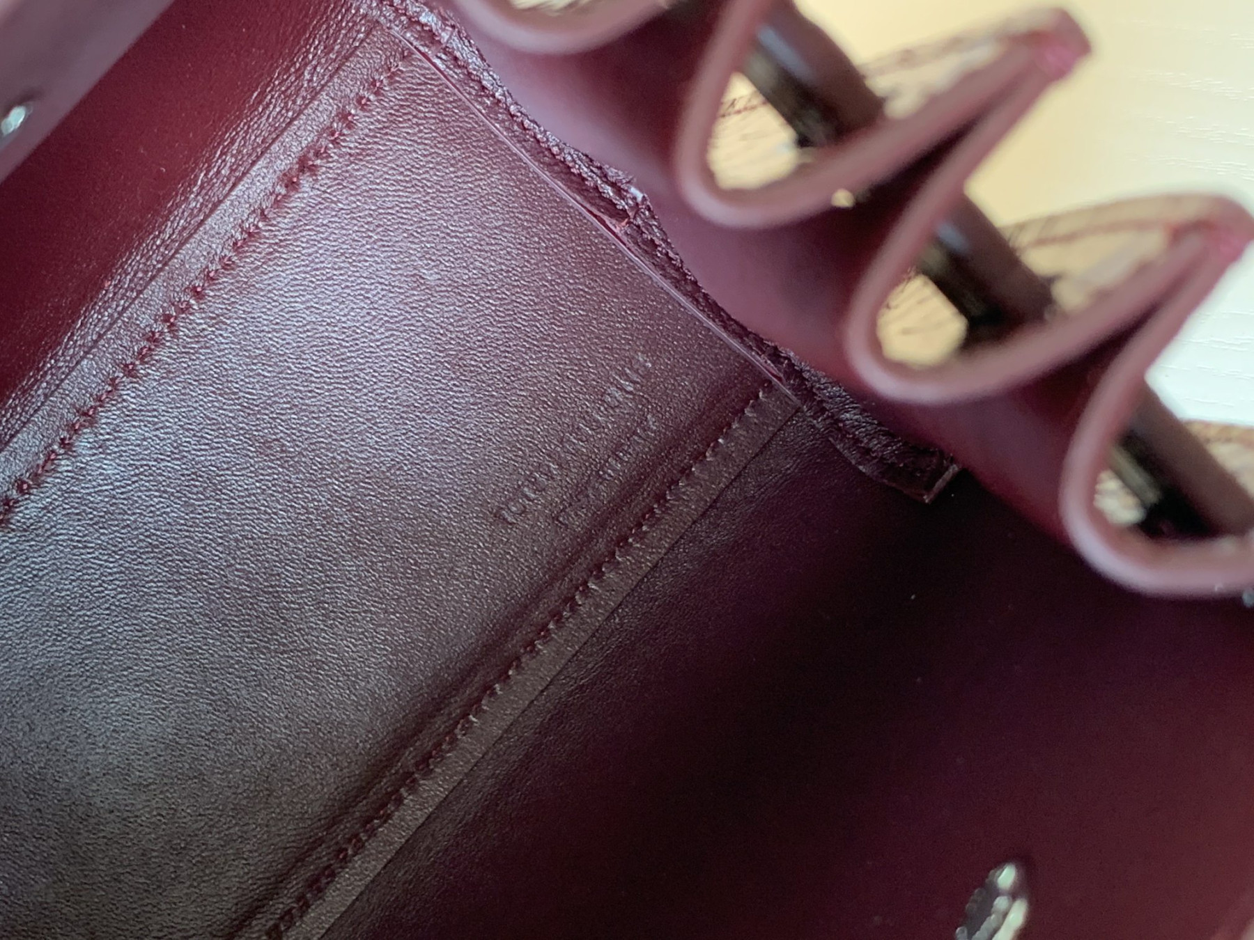 Y51 SAC DE JOUR IN CROCODILE EMBOSSED LEATHER - NANO 22x18x10.5cm