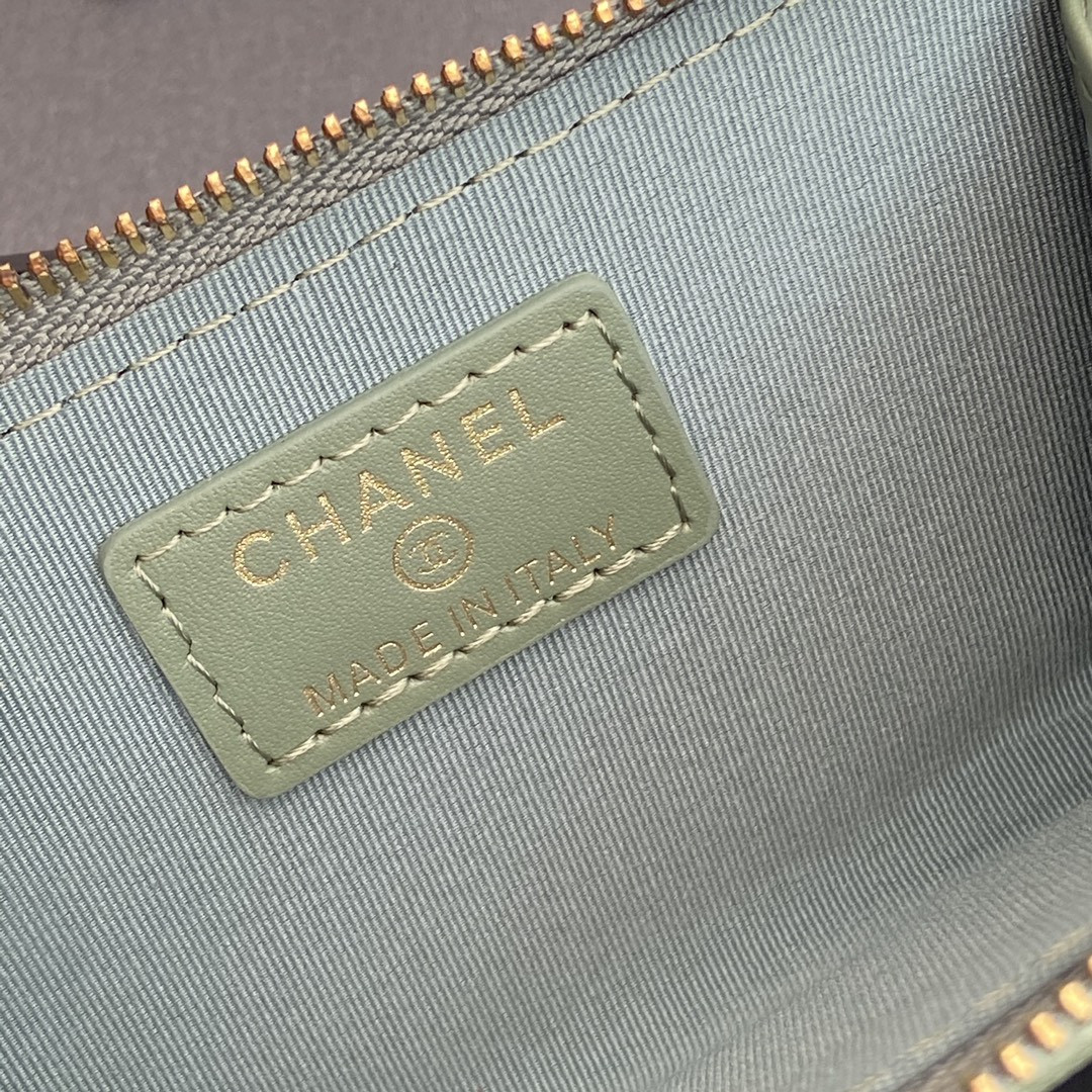 Ch**el Card holder 11.5×7.5×1.5cm