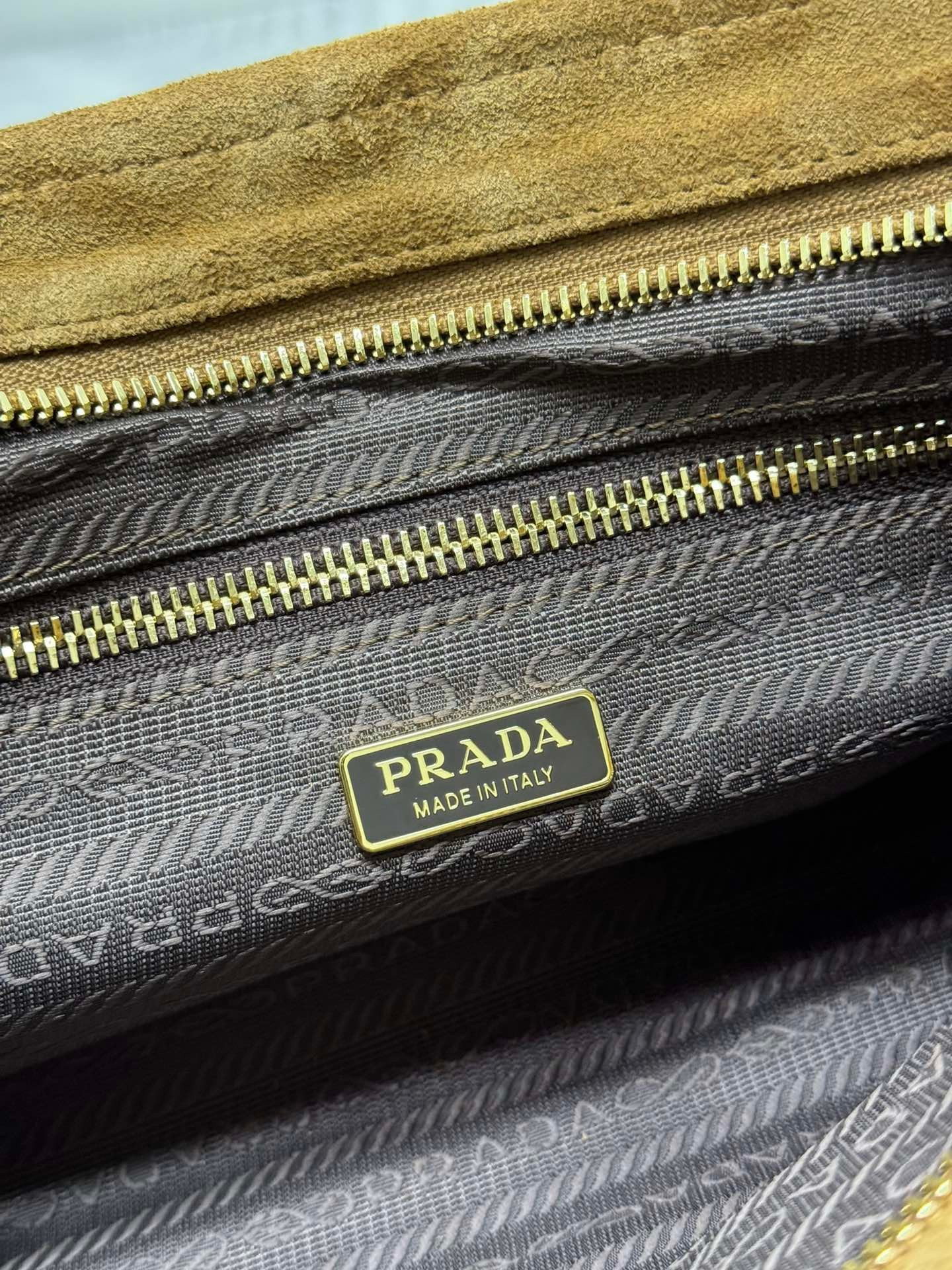 Pra*a Bonnie Medium Suede Handbag 32x15.5x12cm