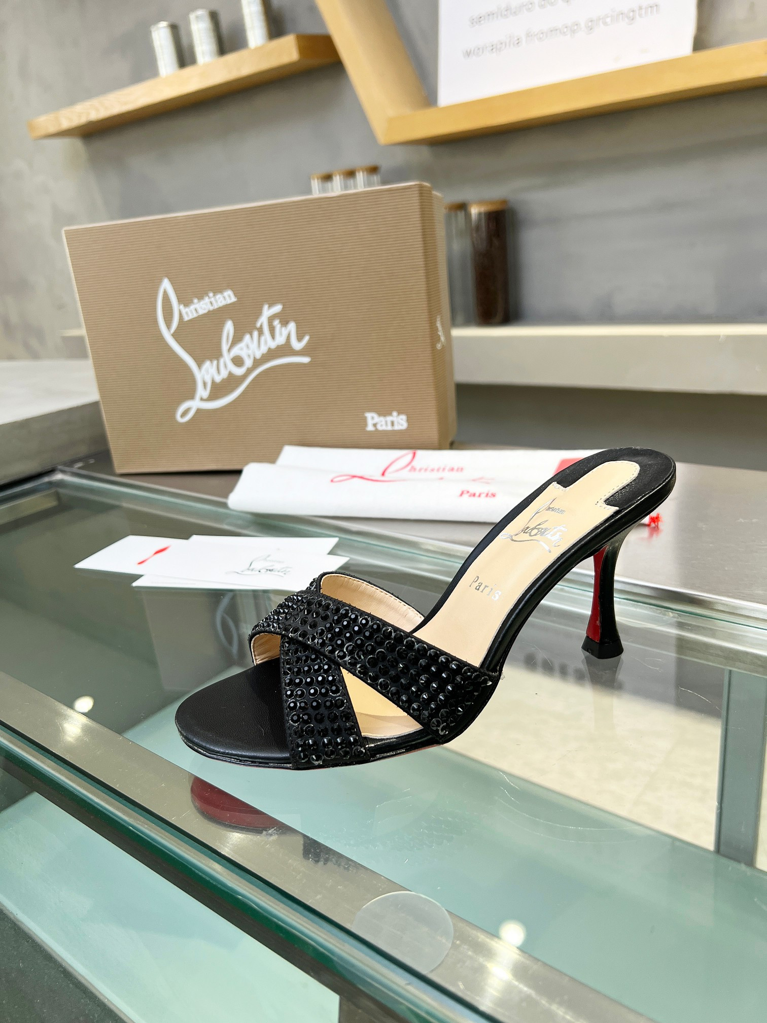 ua chr1st1an louboutin cl red-botT0m shoes
