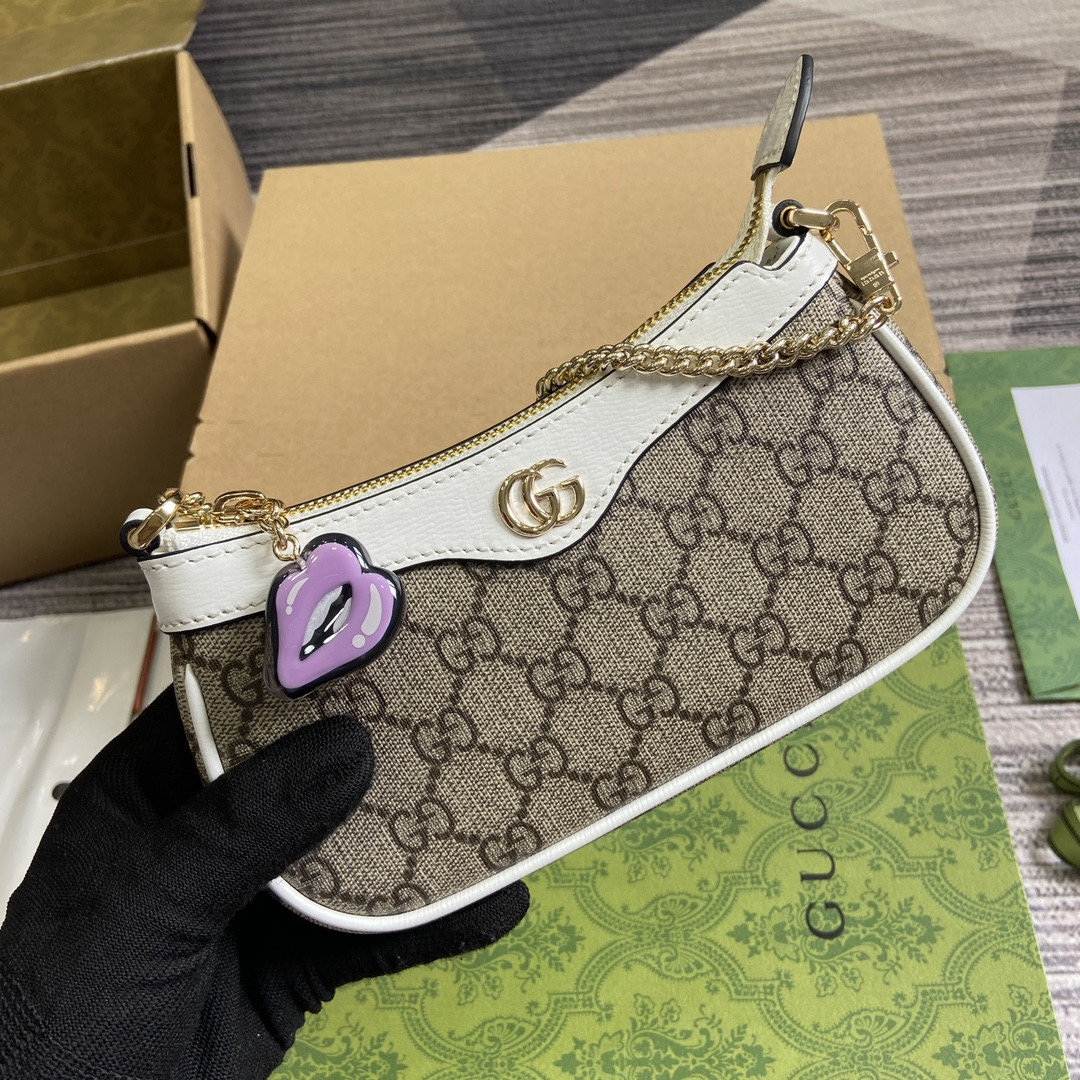 Gvc*1  X Hattie Stewart  BAG  10 x 19 x 3 CM