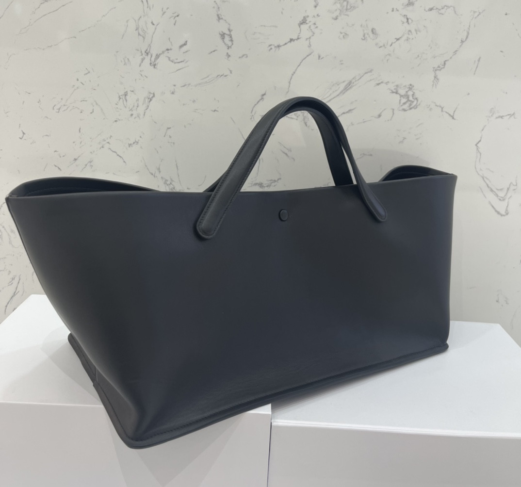 The R0w EW MARGAUX ldaho bag 53x19x19.5x38cm