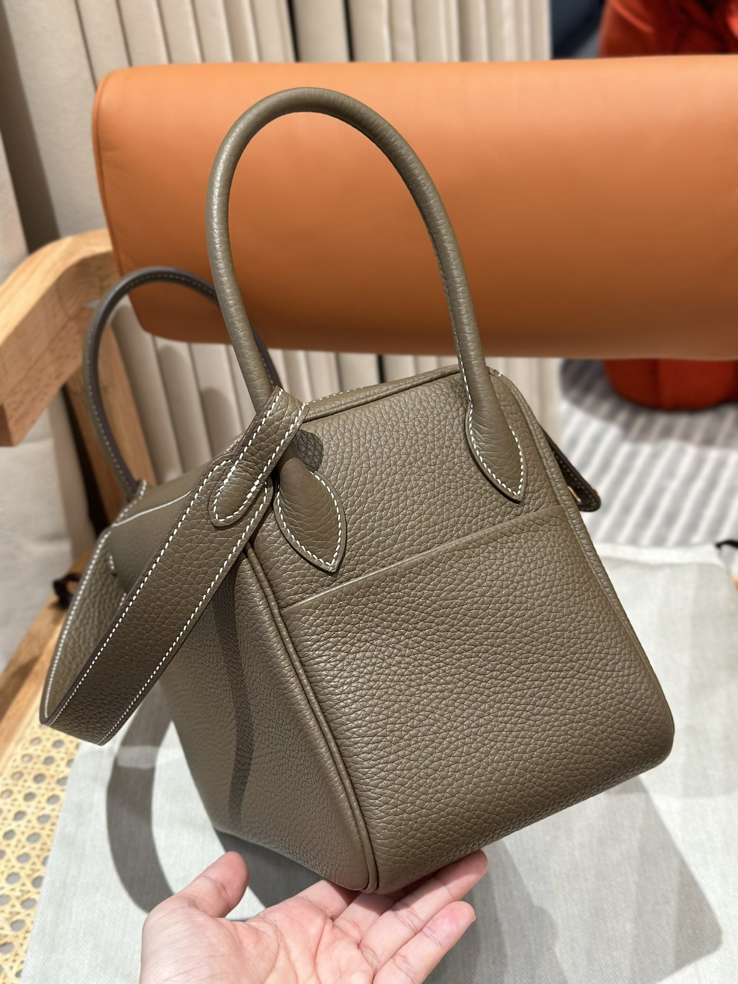 H**me5 Lindy 26cm