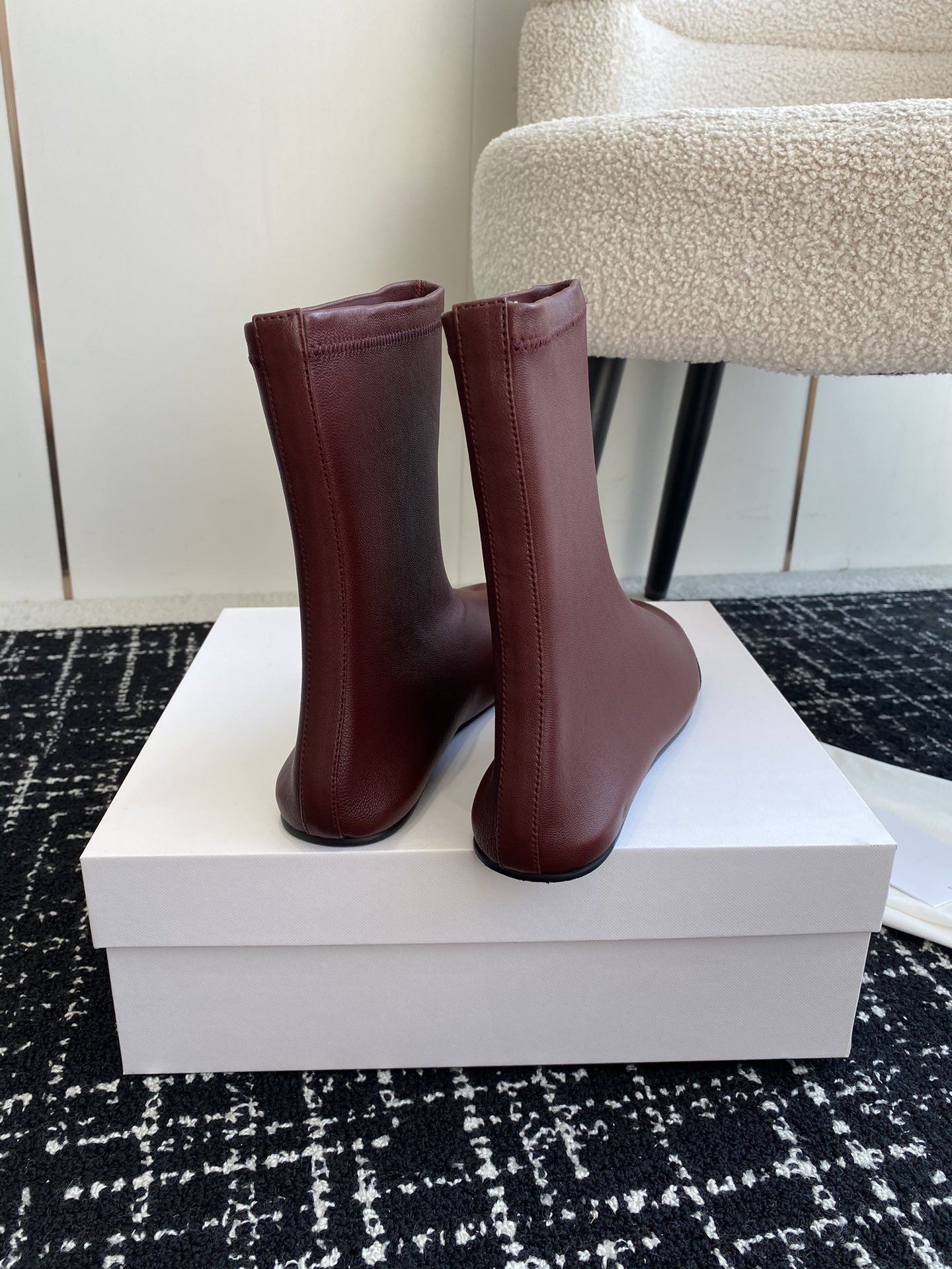 UA The R0w Boot