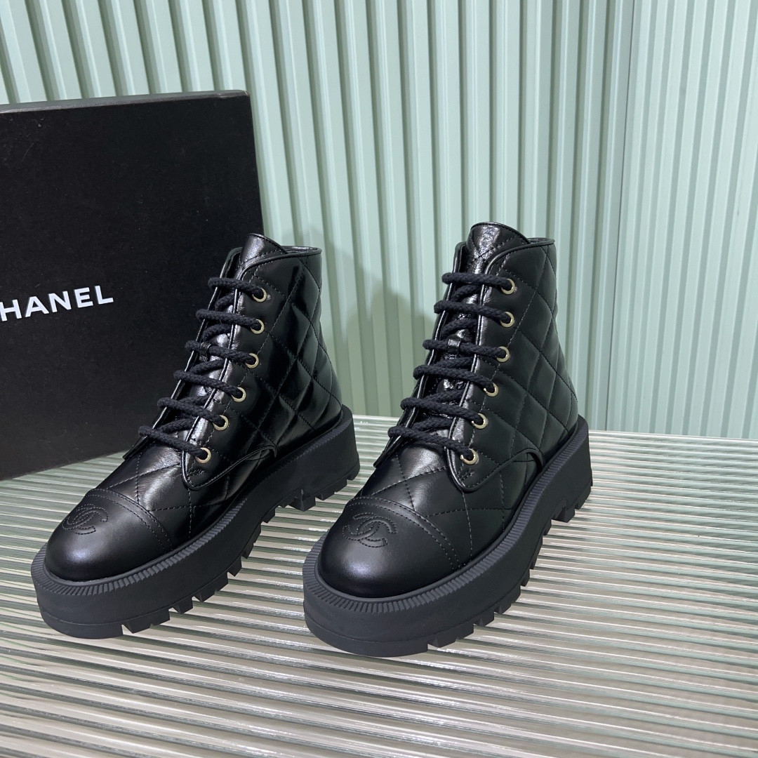 UA Ch**el Boot