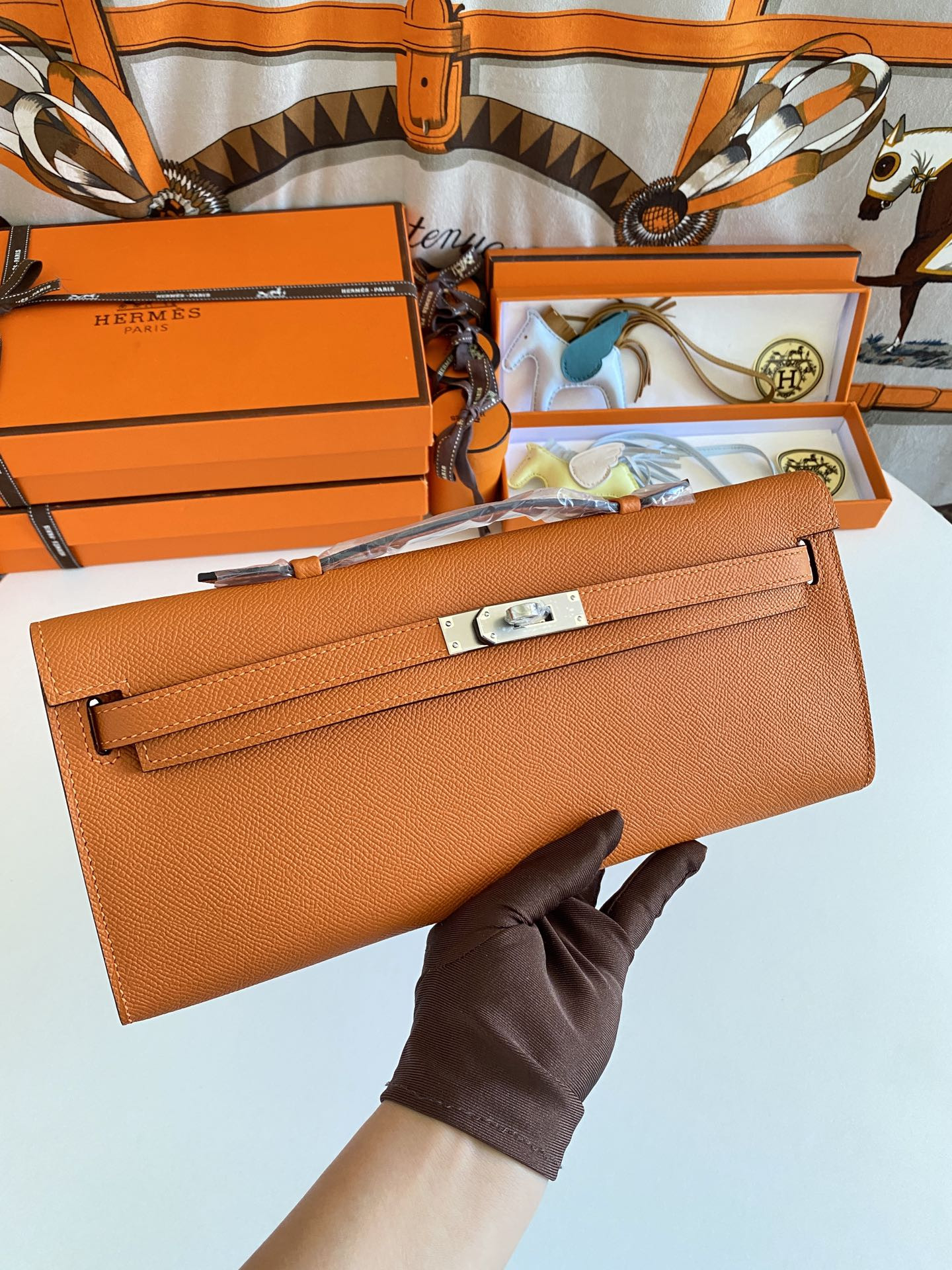 H**me5 Kelly Cut 31cm Epsom Leather