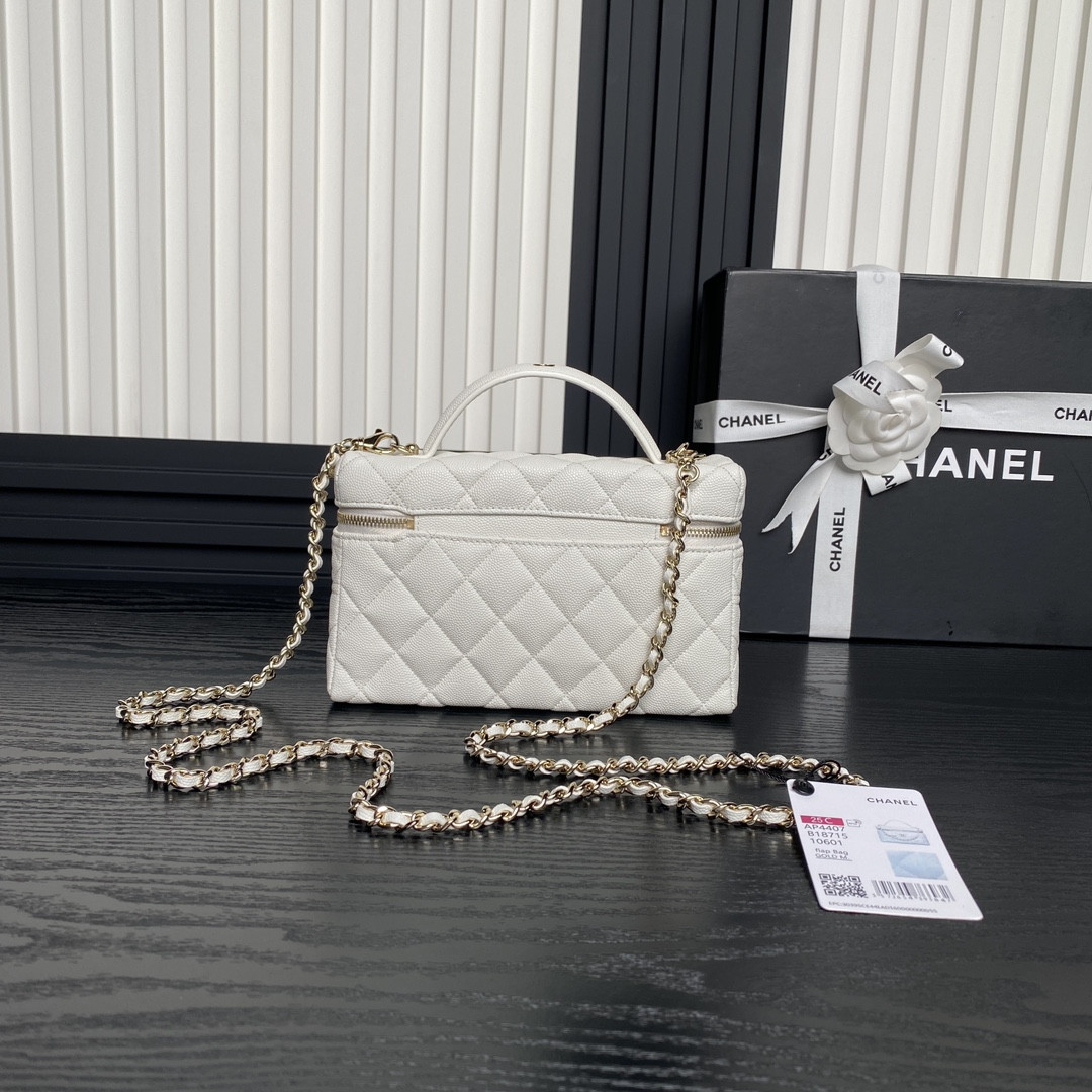 Ch**el LONG VANITY WITH CHAIN 17×19.5×5cm