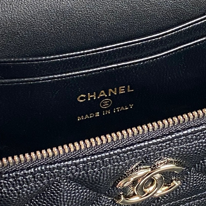 Ch**el LONG VANITY WITH CHAIN 17×19.5×5cm