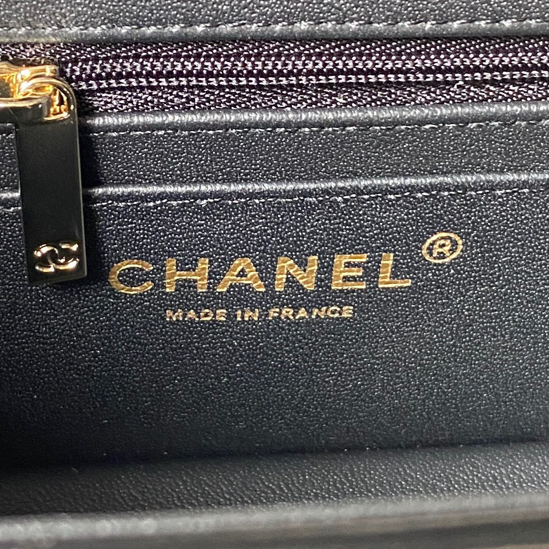 Ch**el 23K WALLET ON CHAIN Handbag 10.5×17×8cm