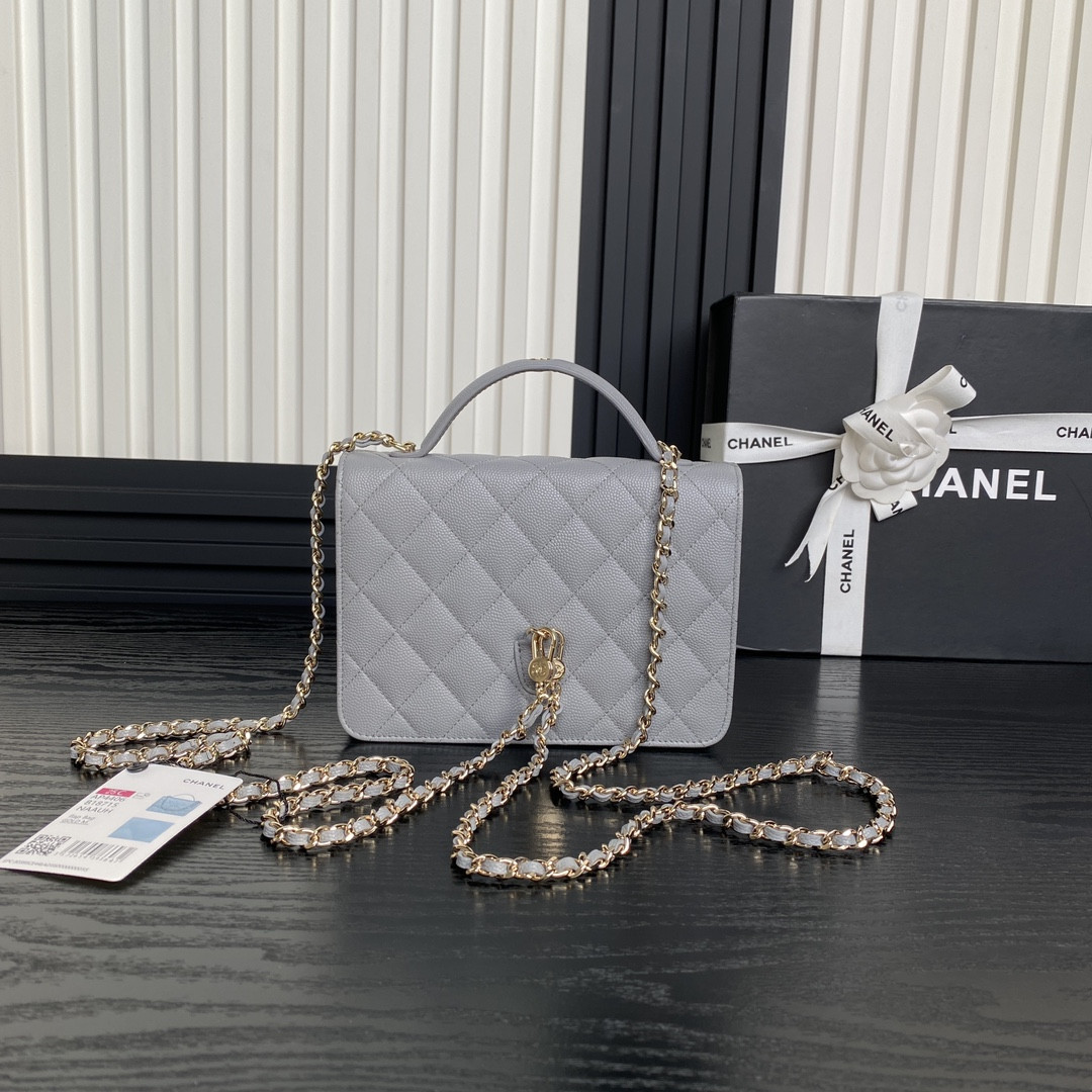 Ch**el 25C Bags 14×18×3cm