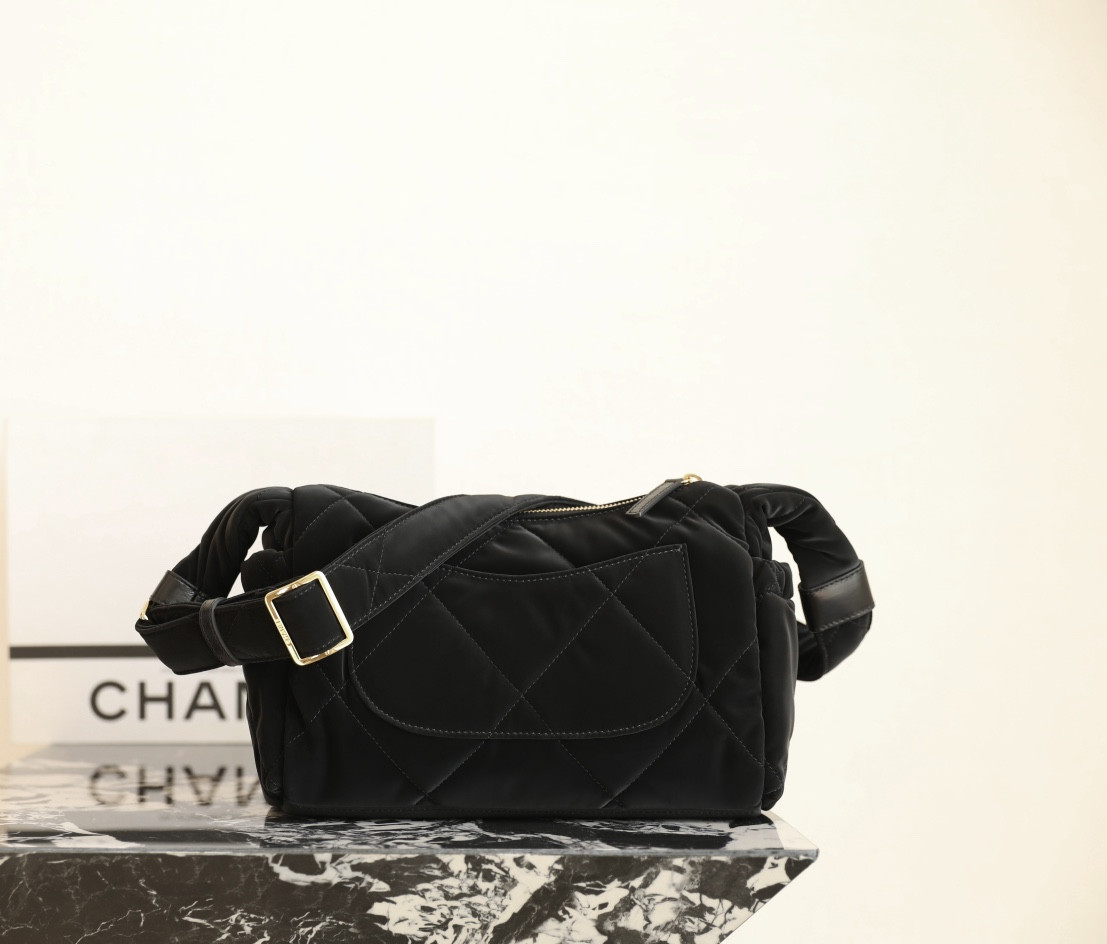 Ch**el Hobo Handbag 20x32x12cm