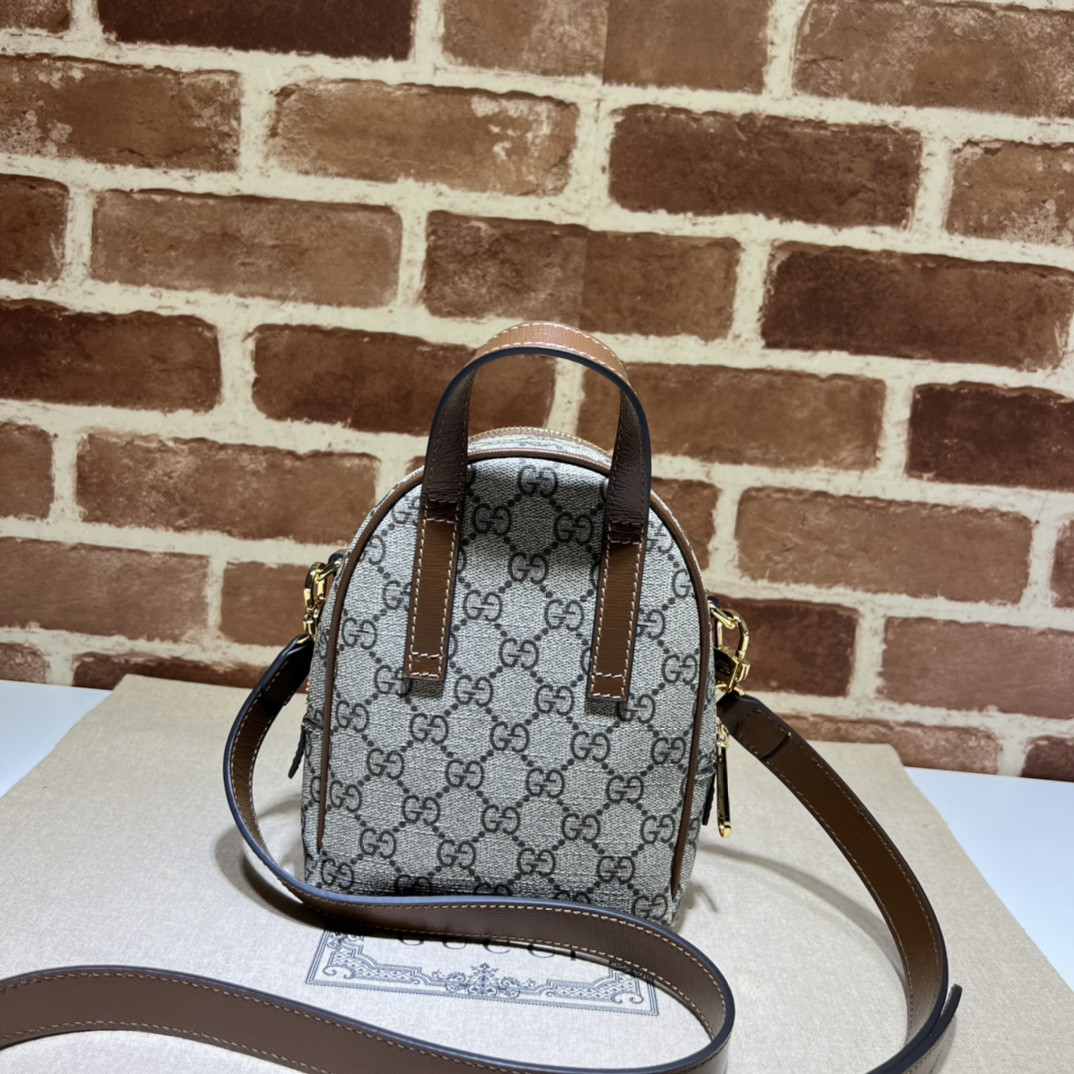 Gvc*1 backpacks 15x19x8cm