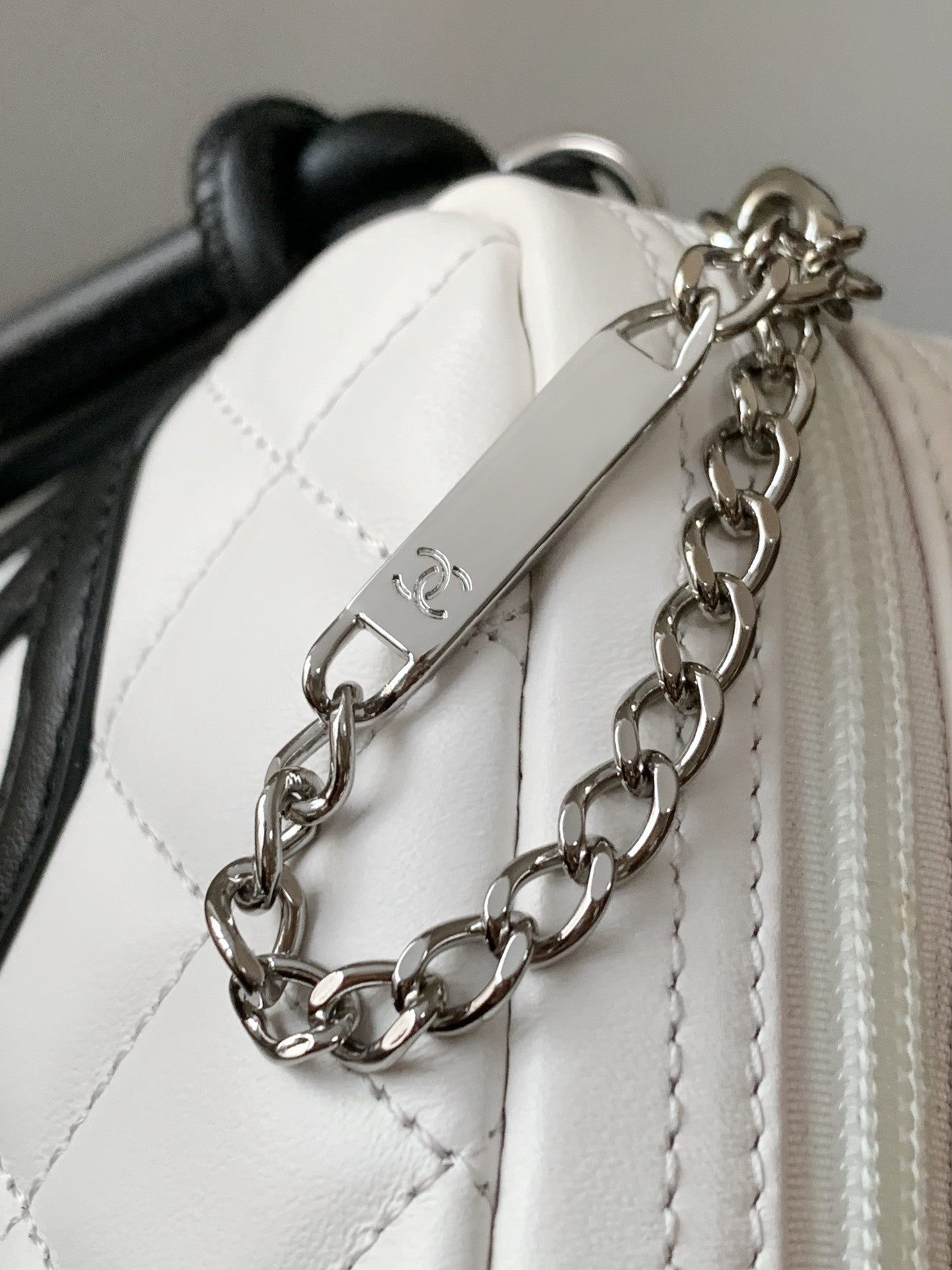 Ch**el Cambon Hobo Bag 20x12x3cm