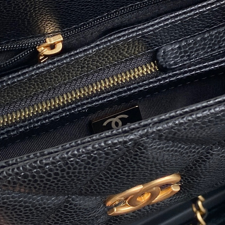 Ch**el Small Bowling Bag Grained Shiny Calfskin 14x22x9cm