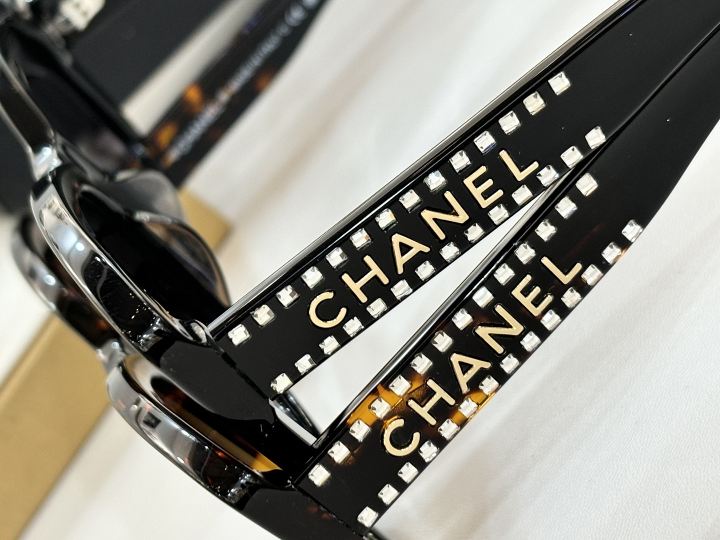Ch**el Glasses CH9163B 54-19-145