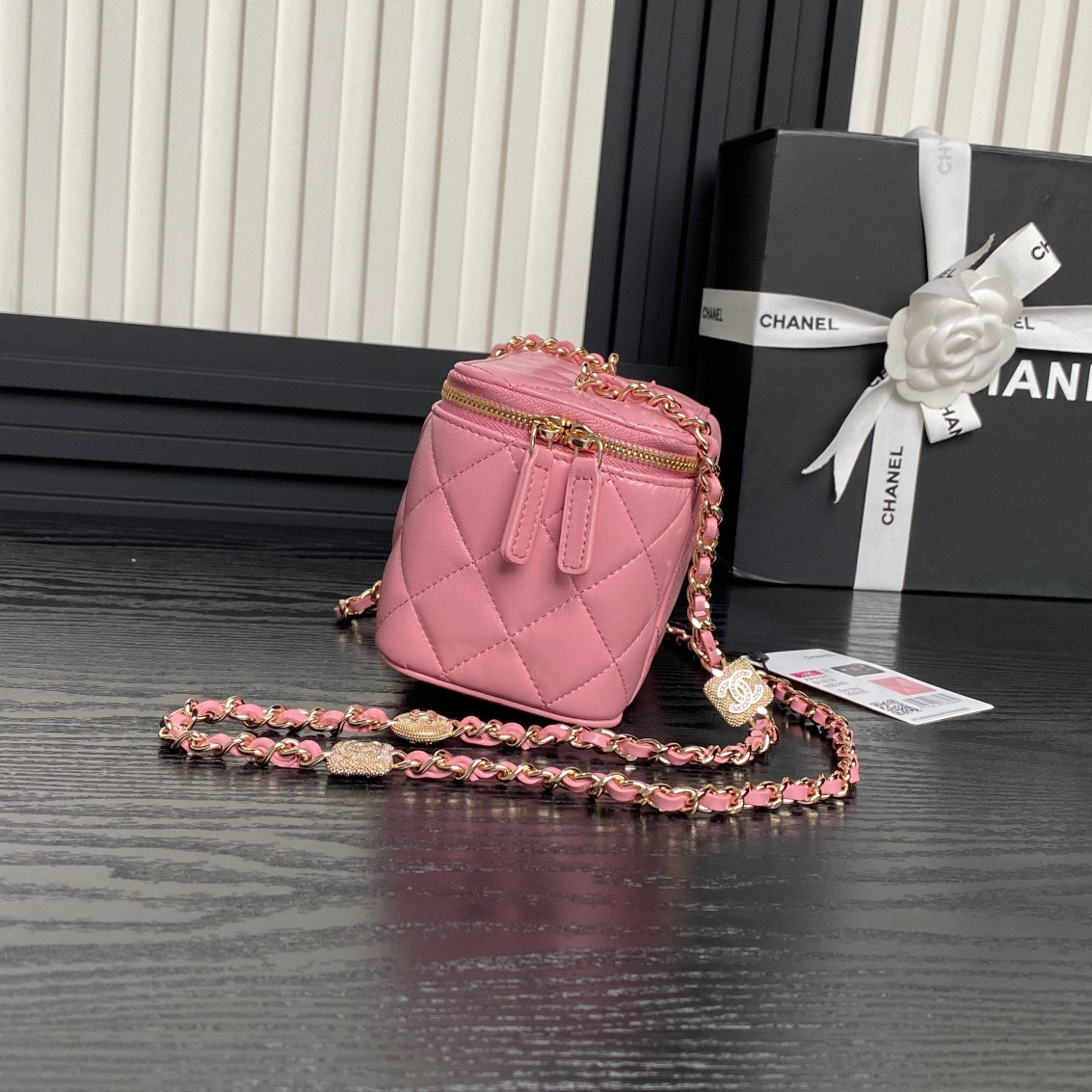 Ch**el Vanity With Chain  9.5x17x8cm