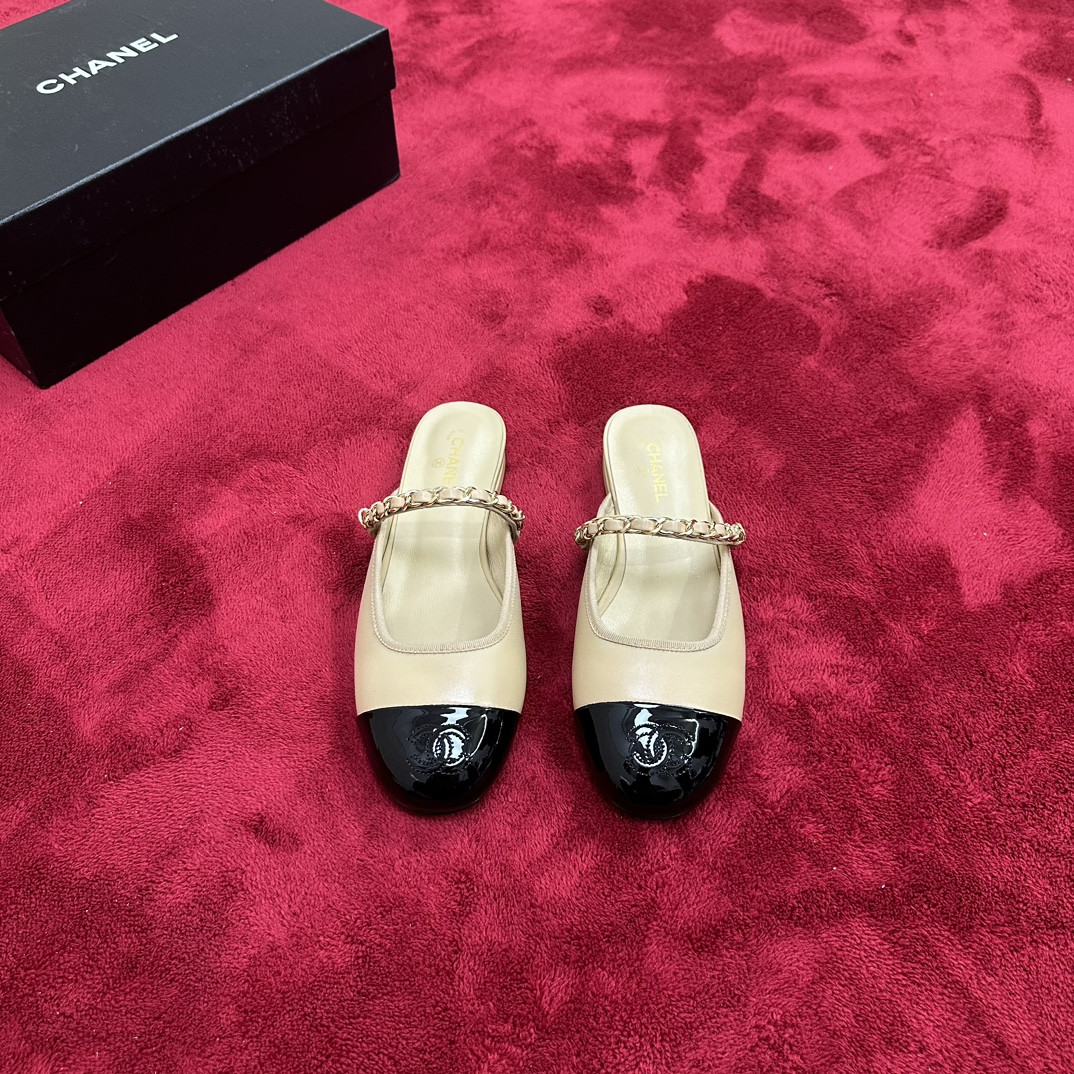 UA Ch**el Princess Shoes