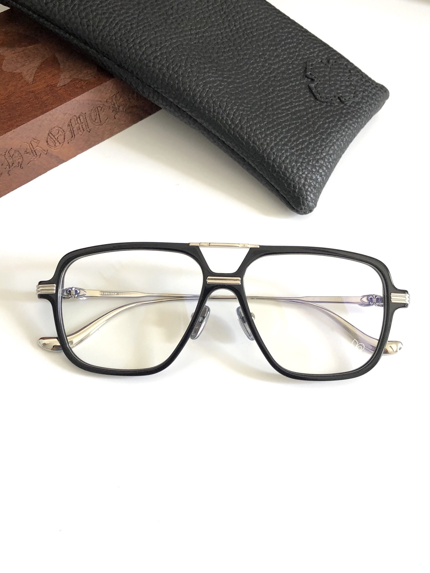 Ch*0me He**ts Glasses CH8182 57-15-148