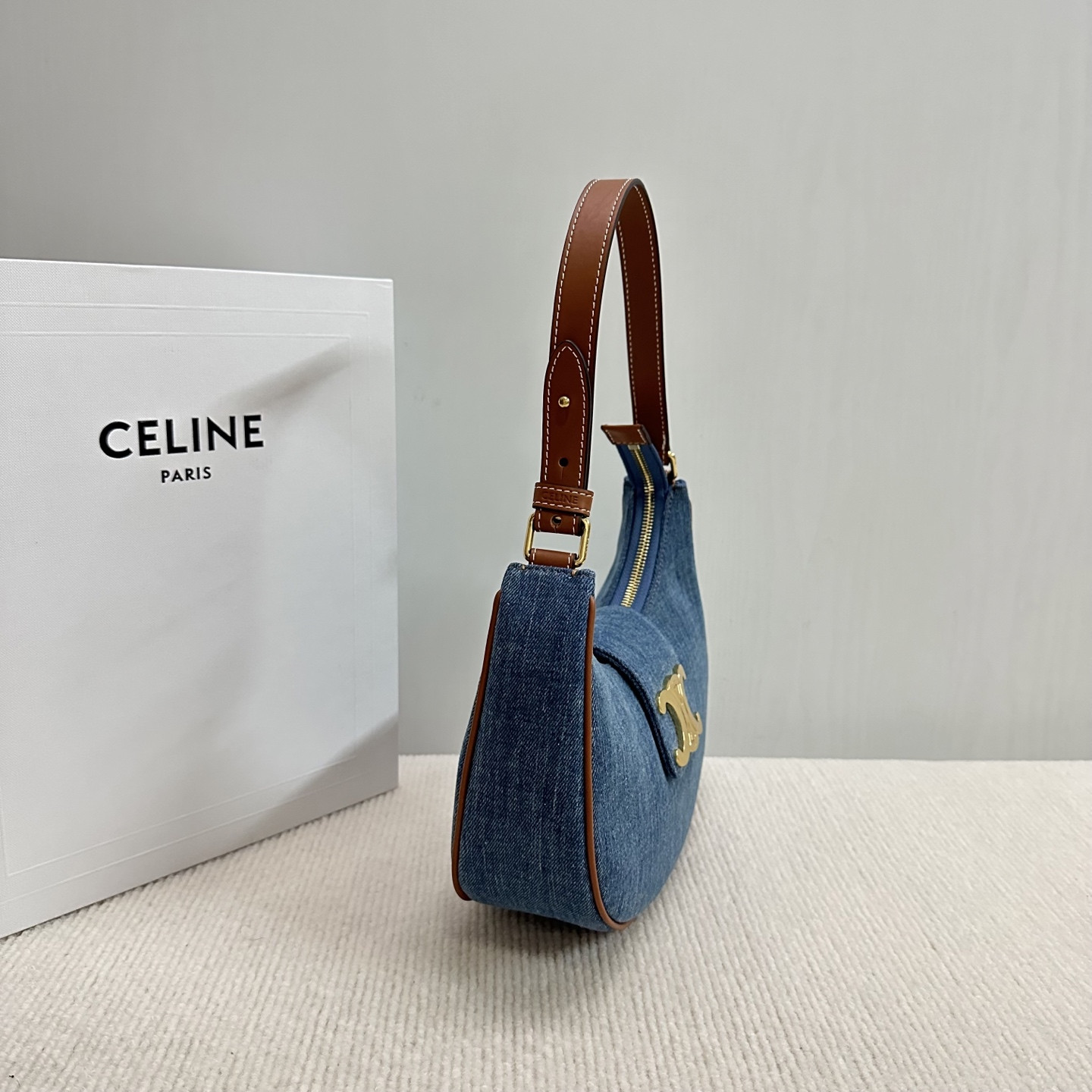 Ce1i*e AVA Triomphe Bag 23x13.5x6cm