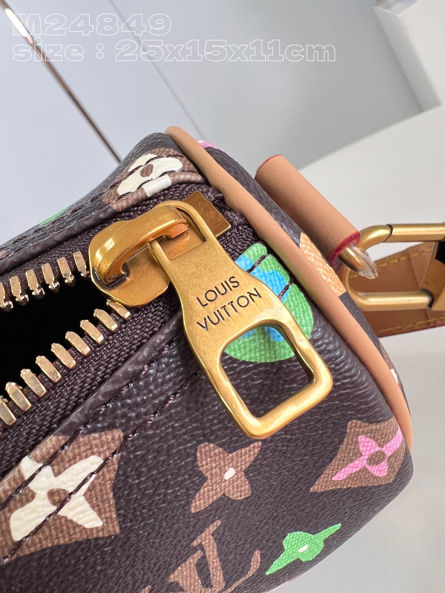 LV  Keepall Bandoulière 25 M24849 25 x 15 x 11cm