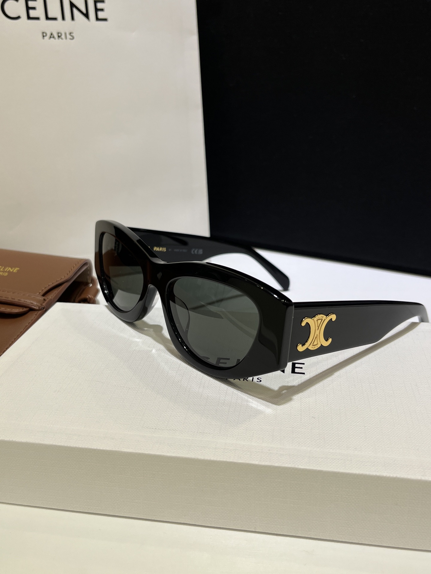 Ce1i*e Glasses CL40308U