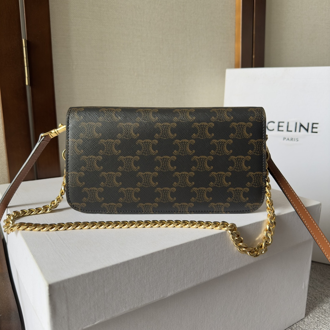 Ce1i*e MULTIPOCHETTE IN TRIOMPHE CANVAS and calfskin 20.5x11x4cm