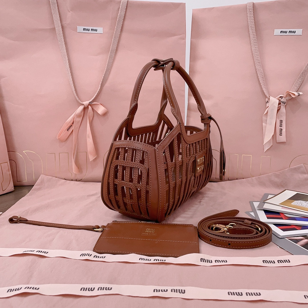 M1v M1v leather basket 12.5x24x9cm