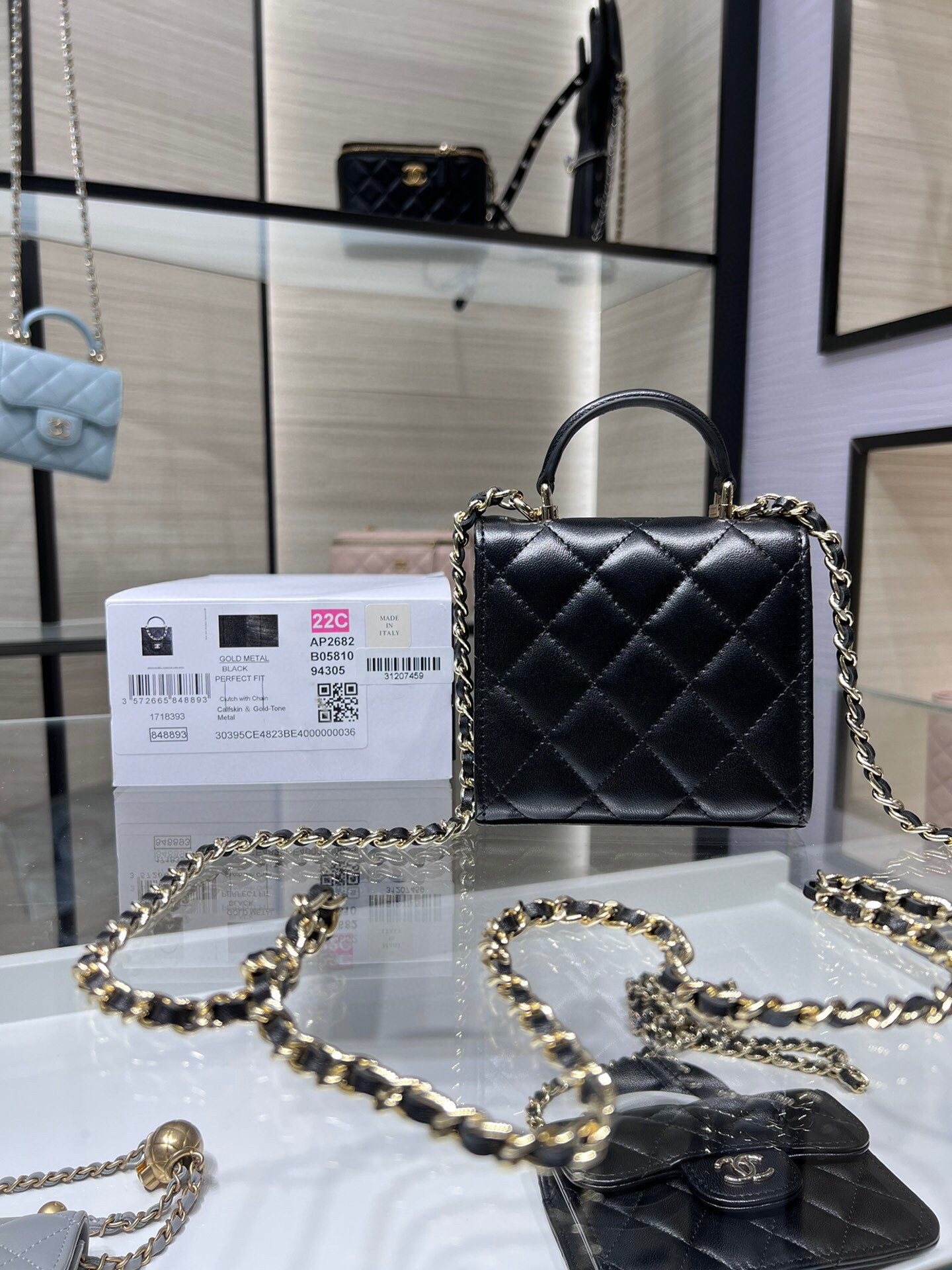 Ch**el Clutch shoulder flap bag AP2682 11x11x4cm