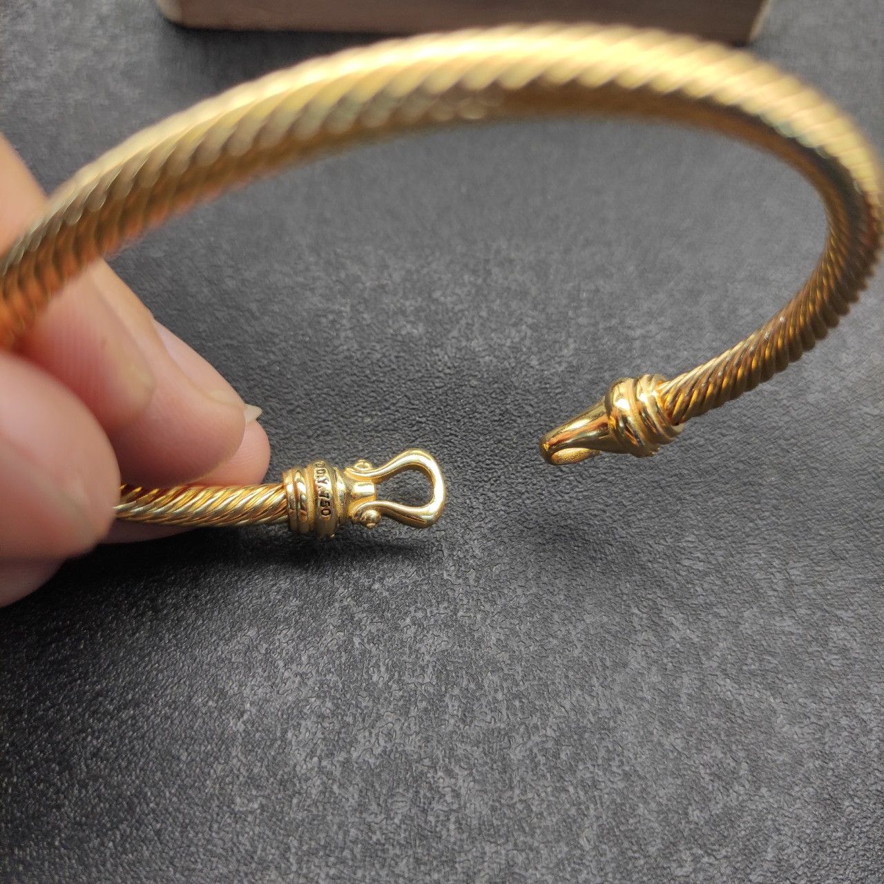 dau1d Yvrm*n 4mm gold hook with d1am0nds bracelet(wrist circumference 16-20cm)