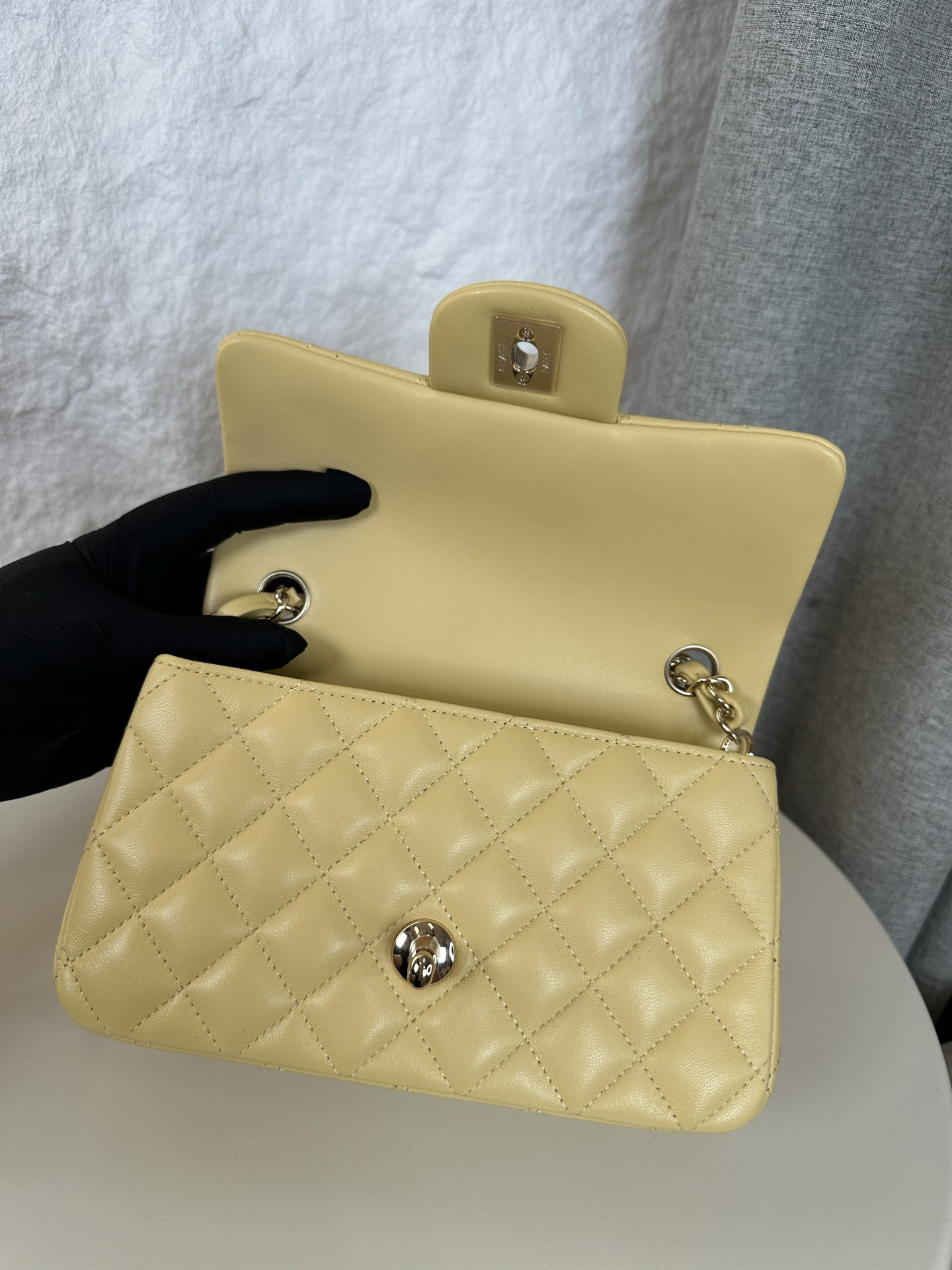 Ch**el Mini Flap Bag 20x12x6cm