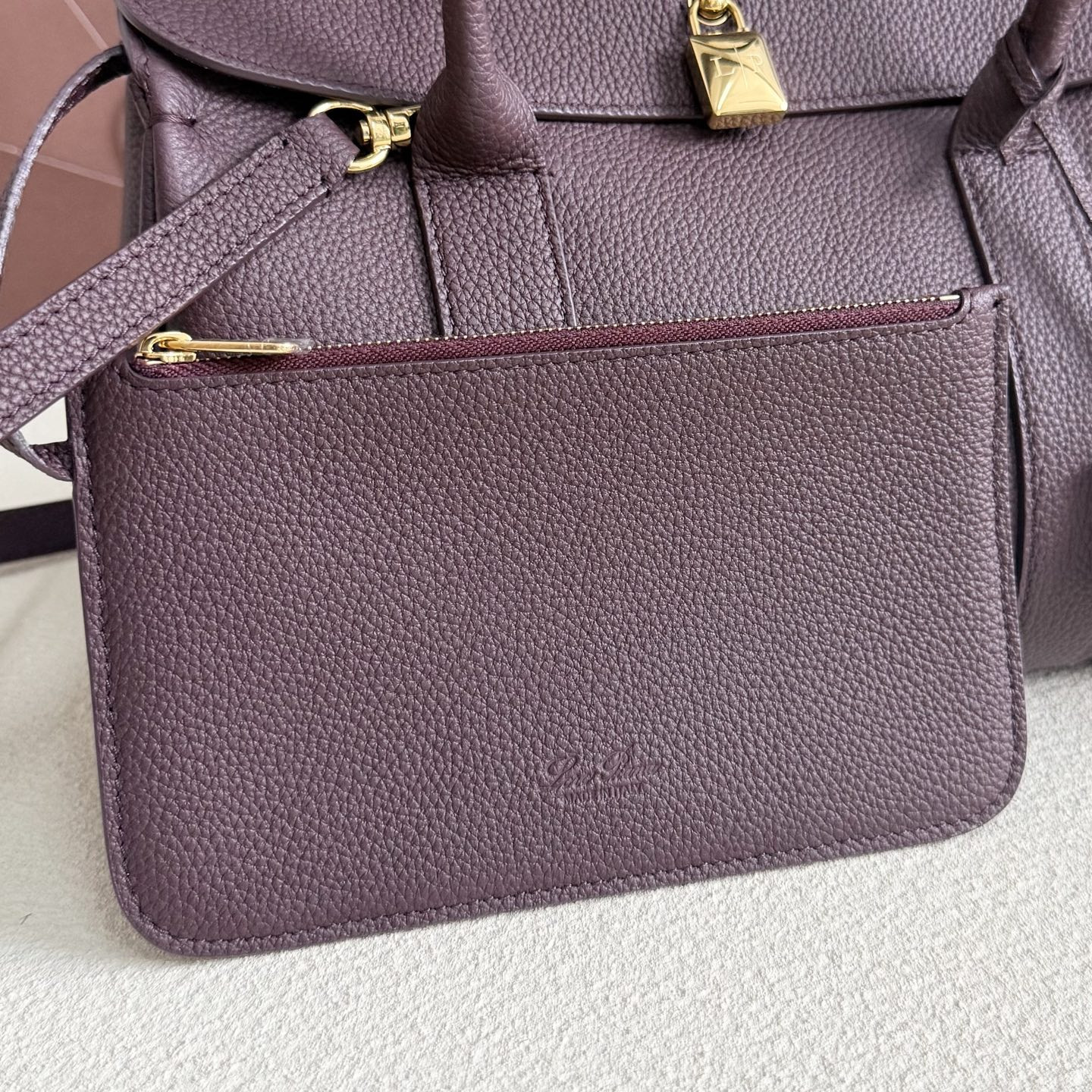 L0r0 P1ana Loom L25 Calfskin 25x18x12.5cm