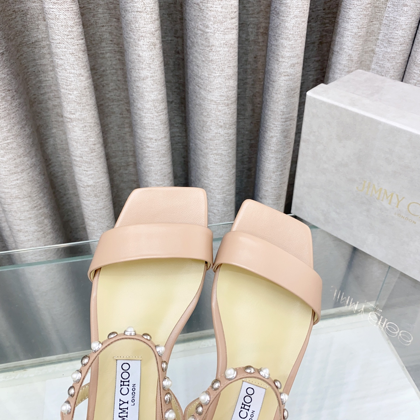 UA J1m*y Ch00 Sandals