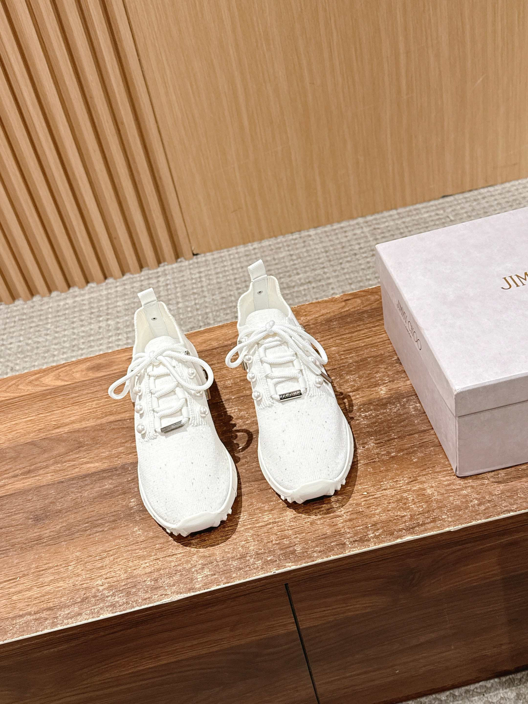 UA J1m*y Ch00 Casual Sneakers