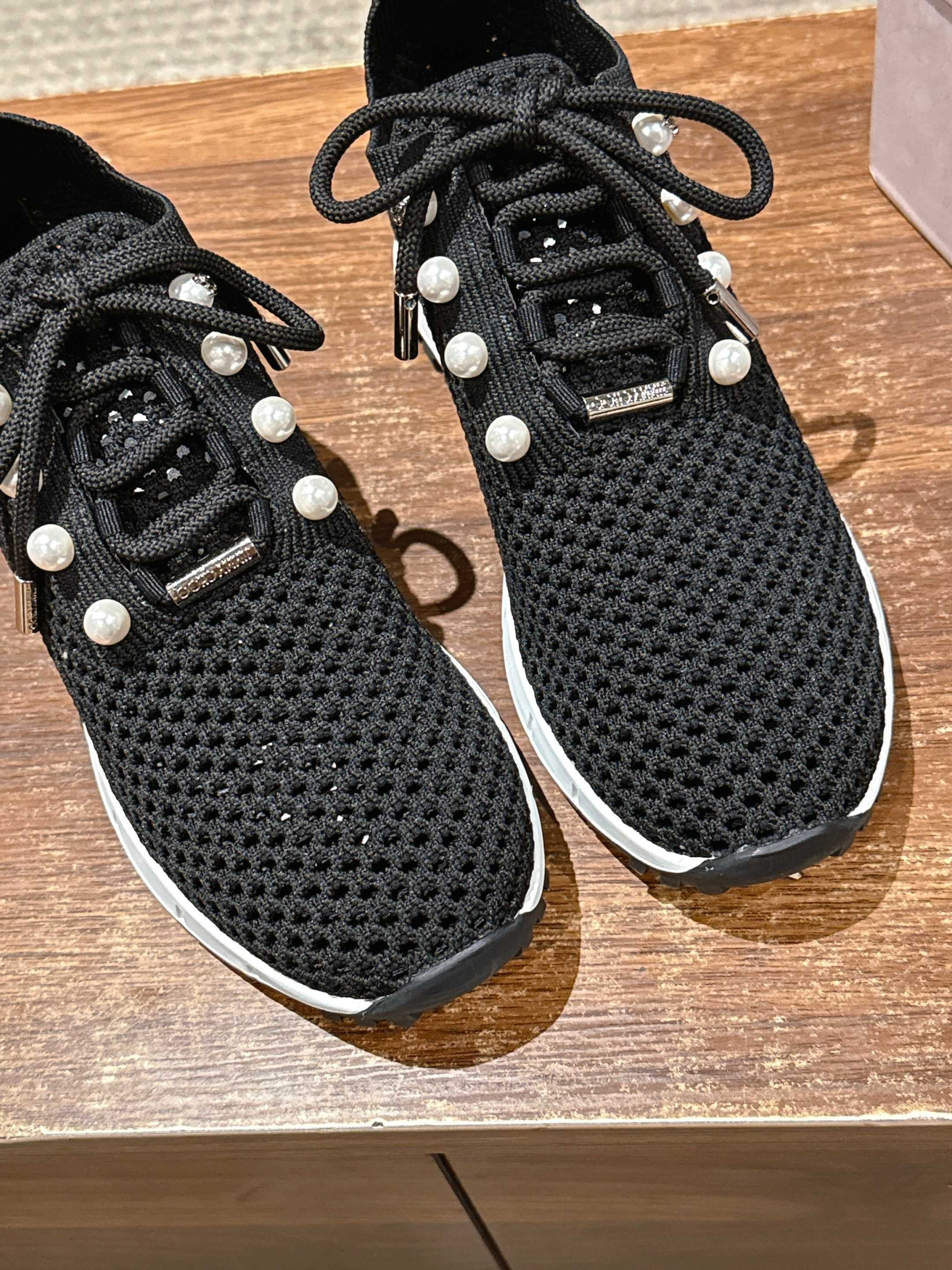 UA J1m*y Ch00 Casual Sneakers