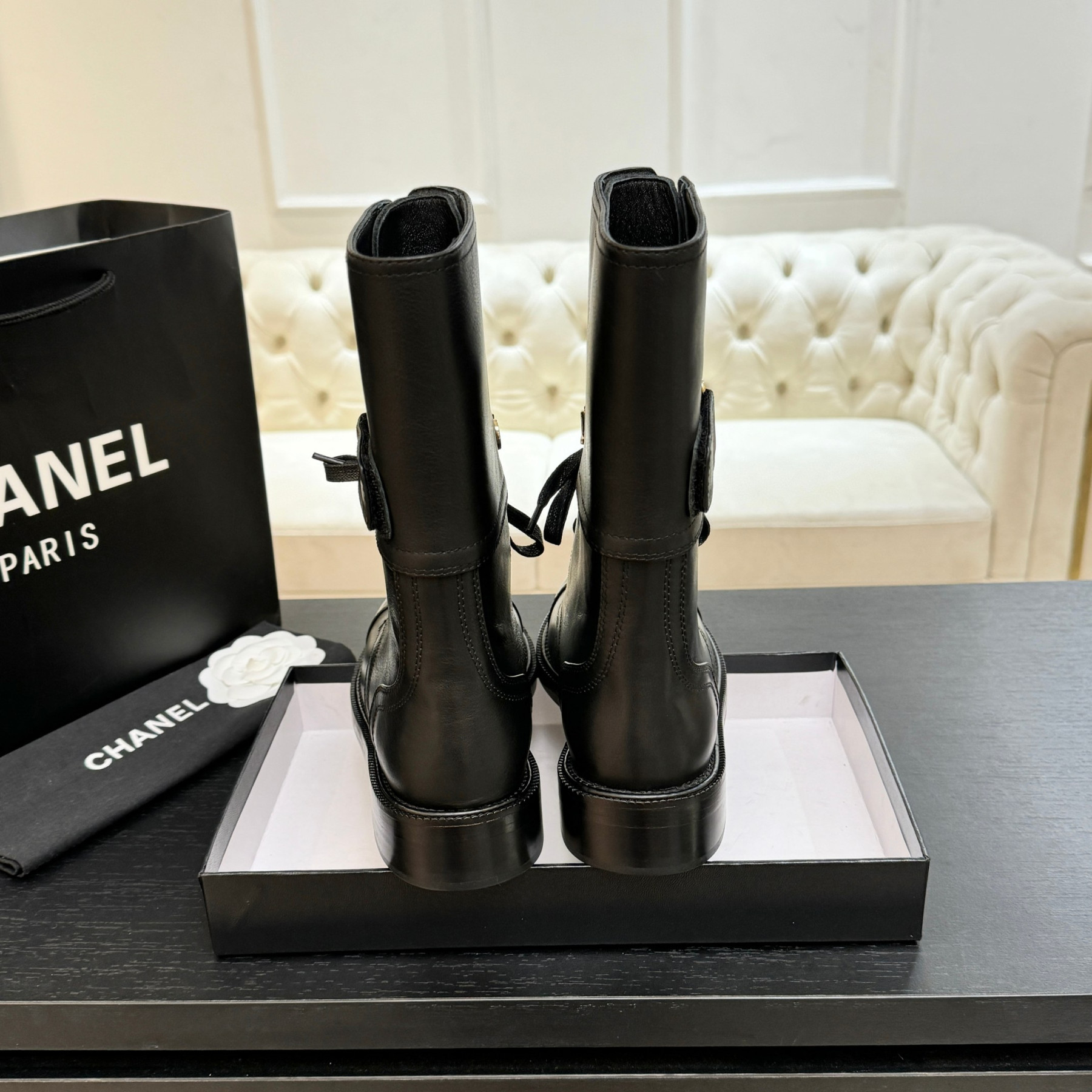 UA Ch**el Boot