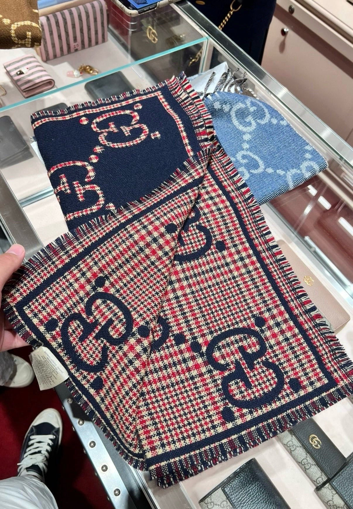 Gvc*1 scarf 47x180cm