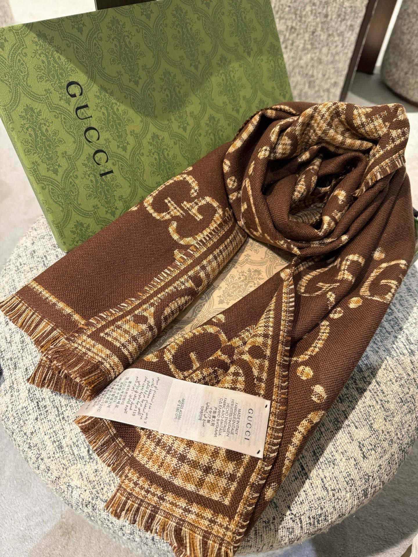 Gvc*1 scarf 47x180cm