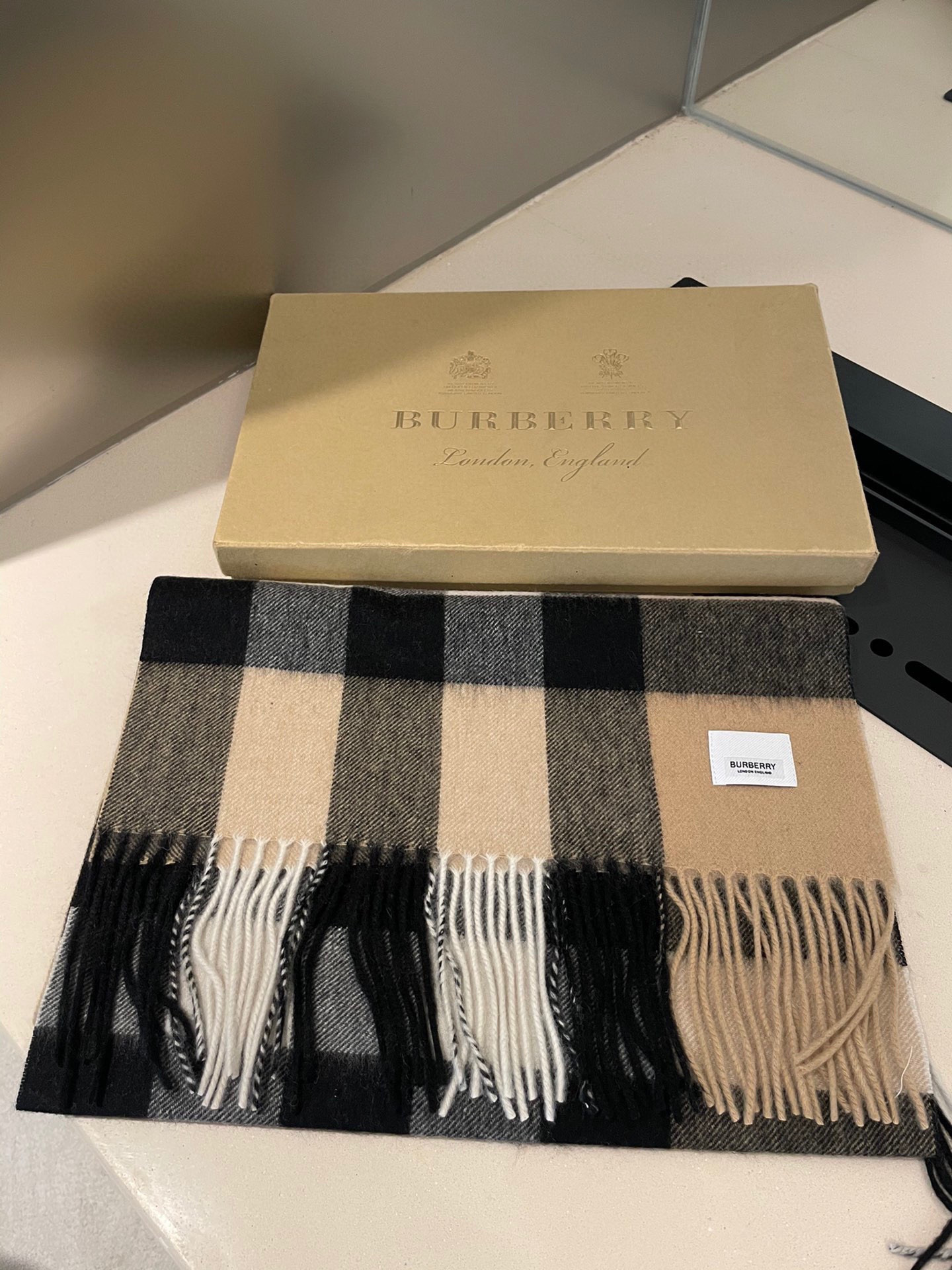 Bv*b*rry scarf 35x180cm