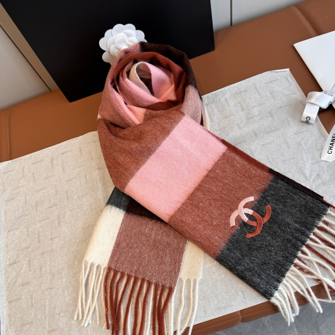 Ch**el scarf 30x200cm 100% lamb